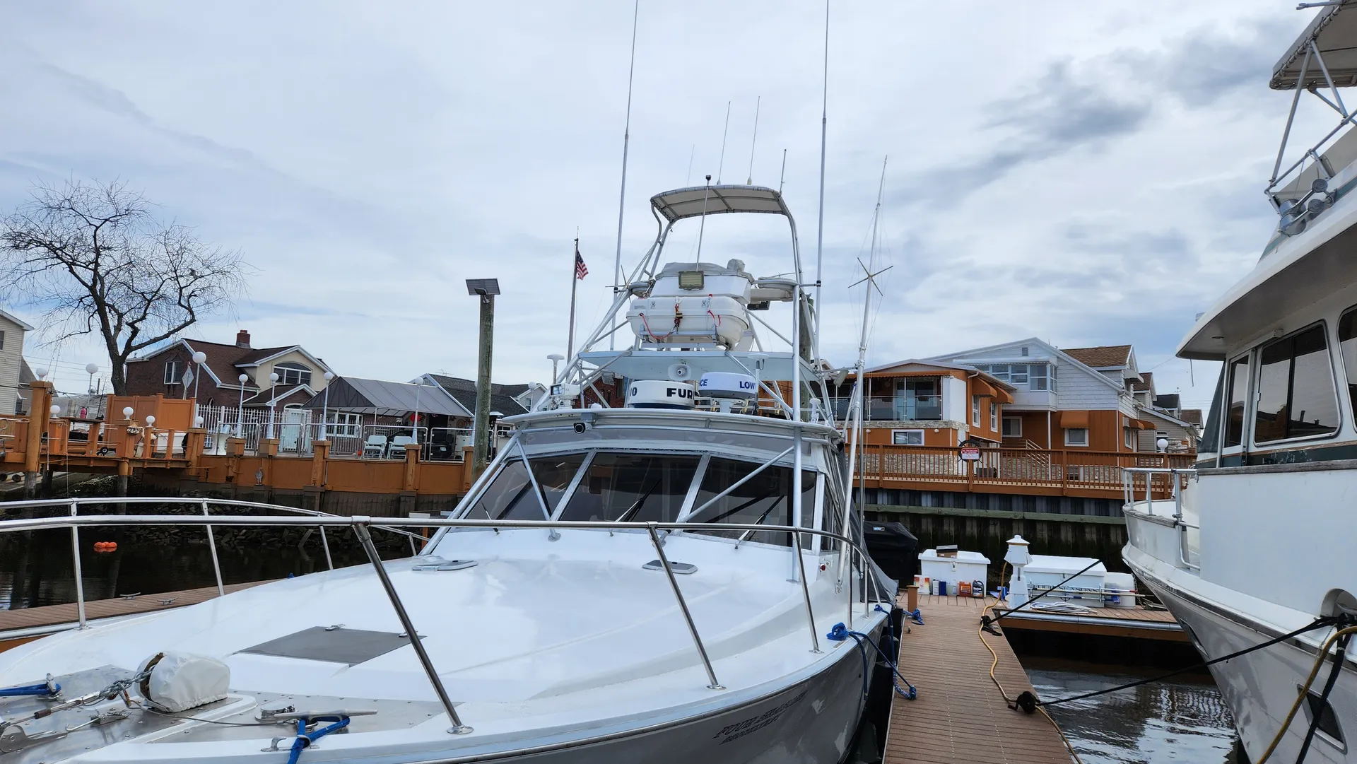 Ultimate Fishing trips in NY and NJ with 43ft Custom Viking Express 