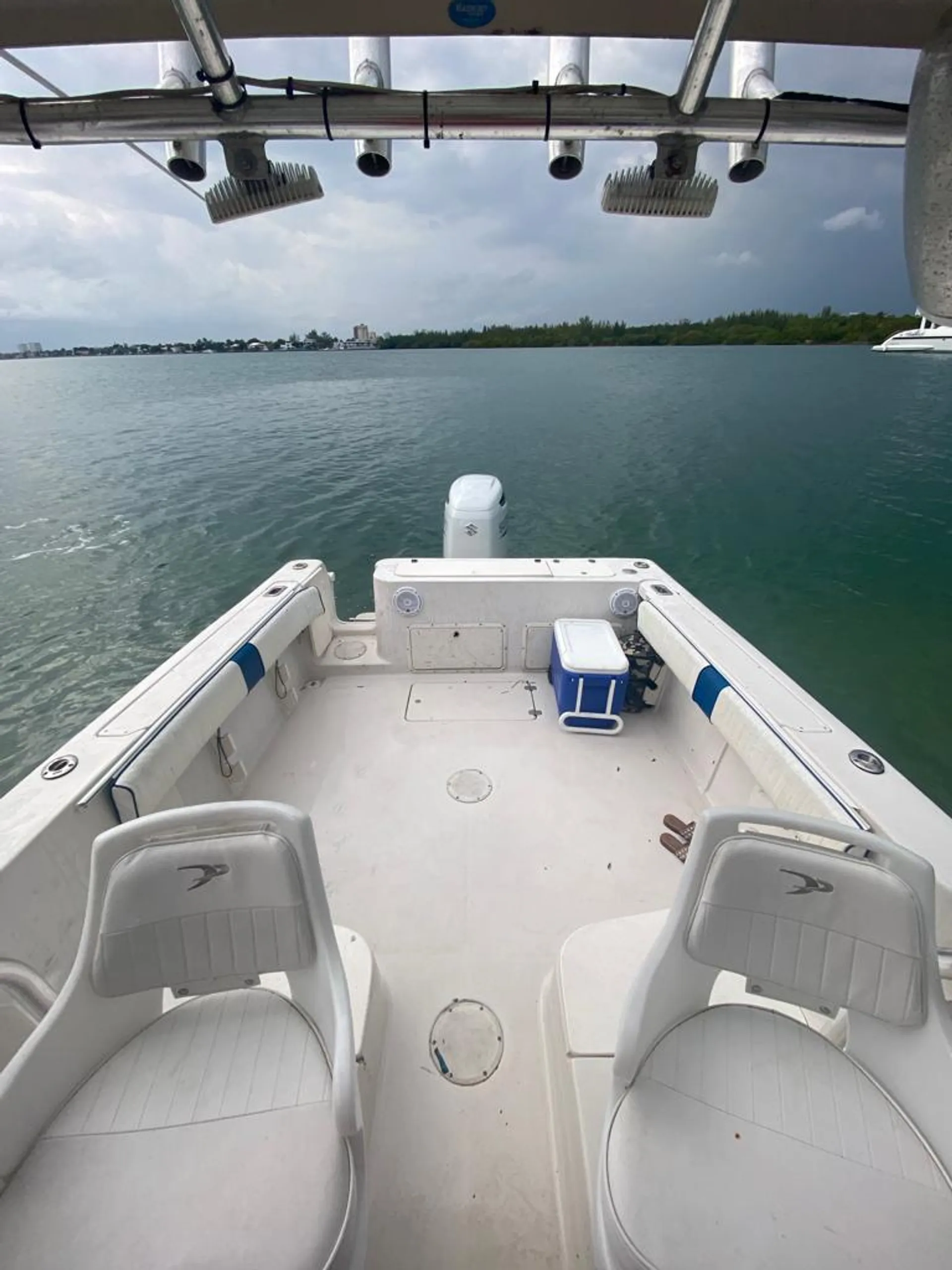 Pro-Line Boats 241 Walkaround in Biscayne Park, FL — photo 10