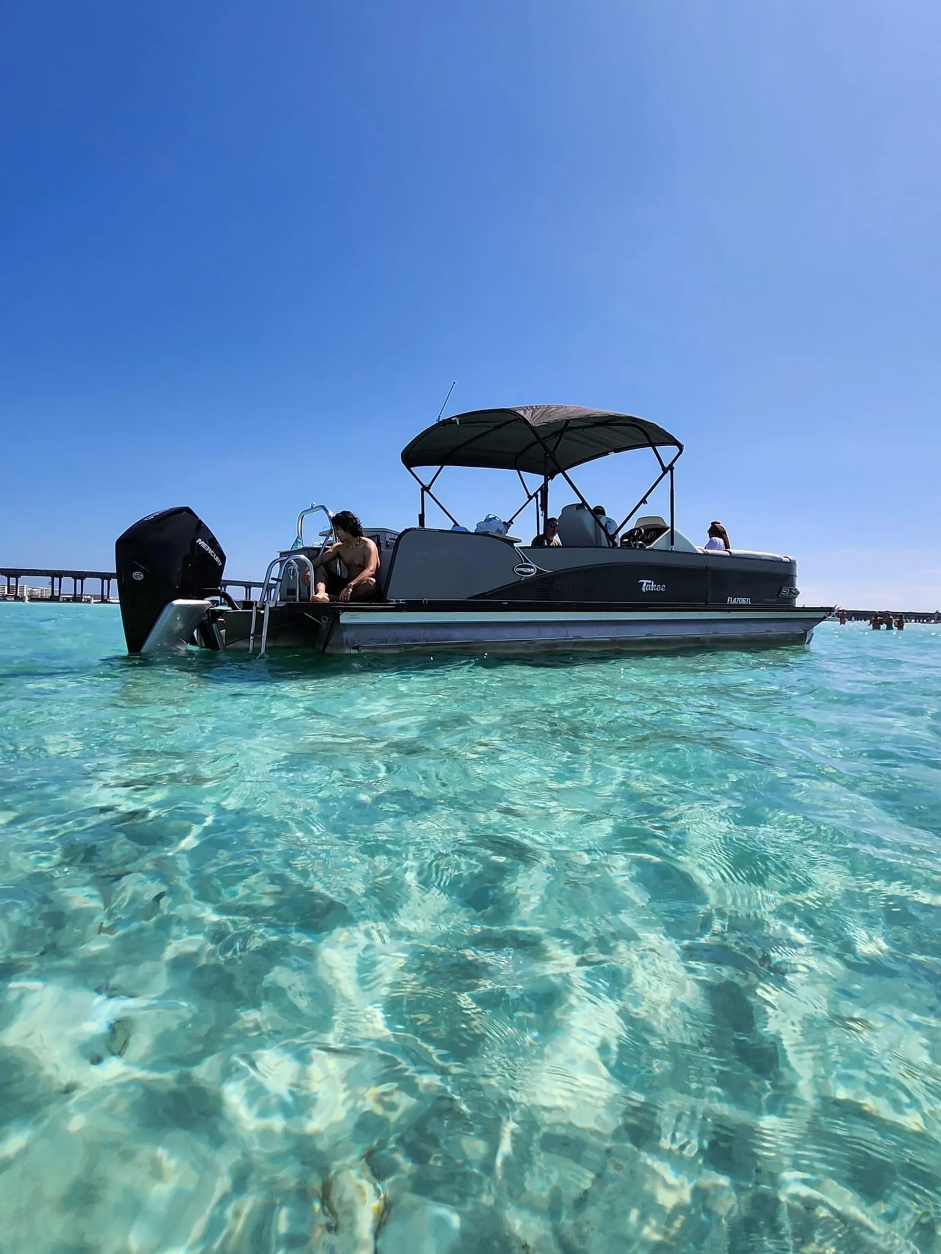 30’ 250hp Custom Party Barge. Free add on 15’ Lilly pad, cooler w Ice 