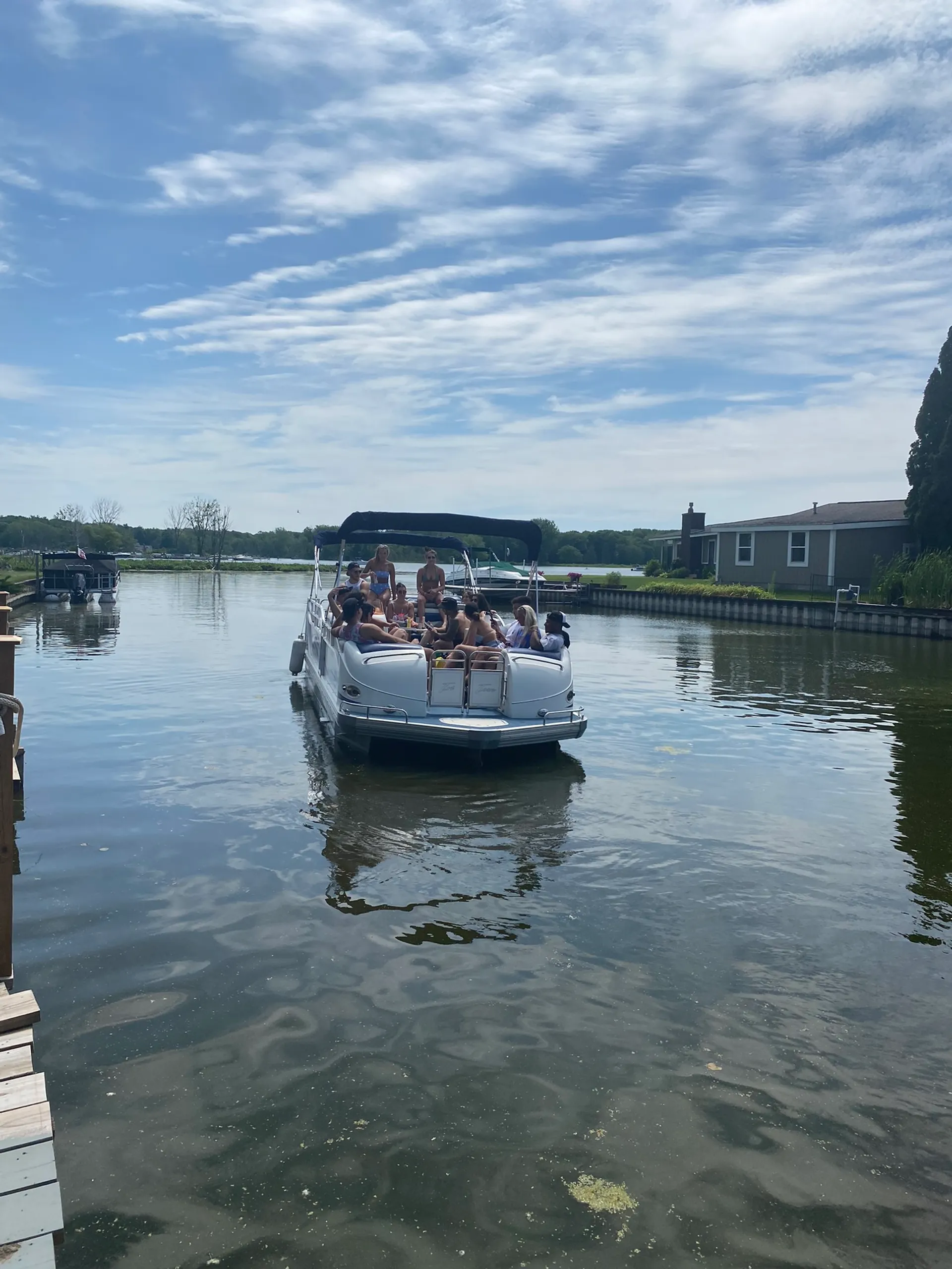 JC and Neptoon Pontoon 266 TriToon in Spring Lake, MI — photo 4