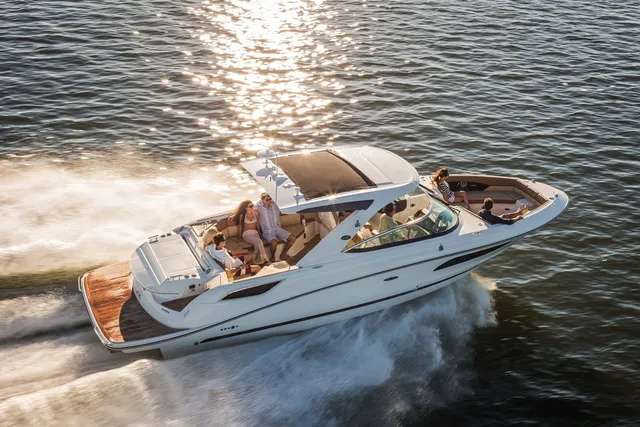 Rent a SEA RAY BOATS express cruiser in Chicago, IL near me
