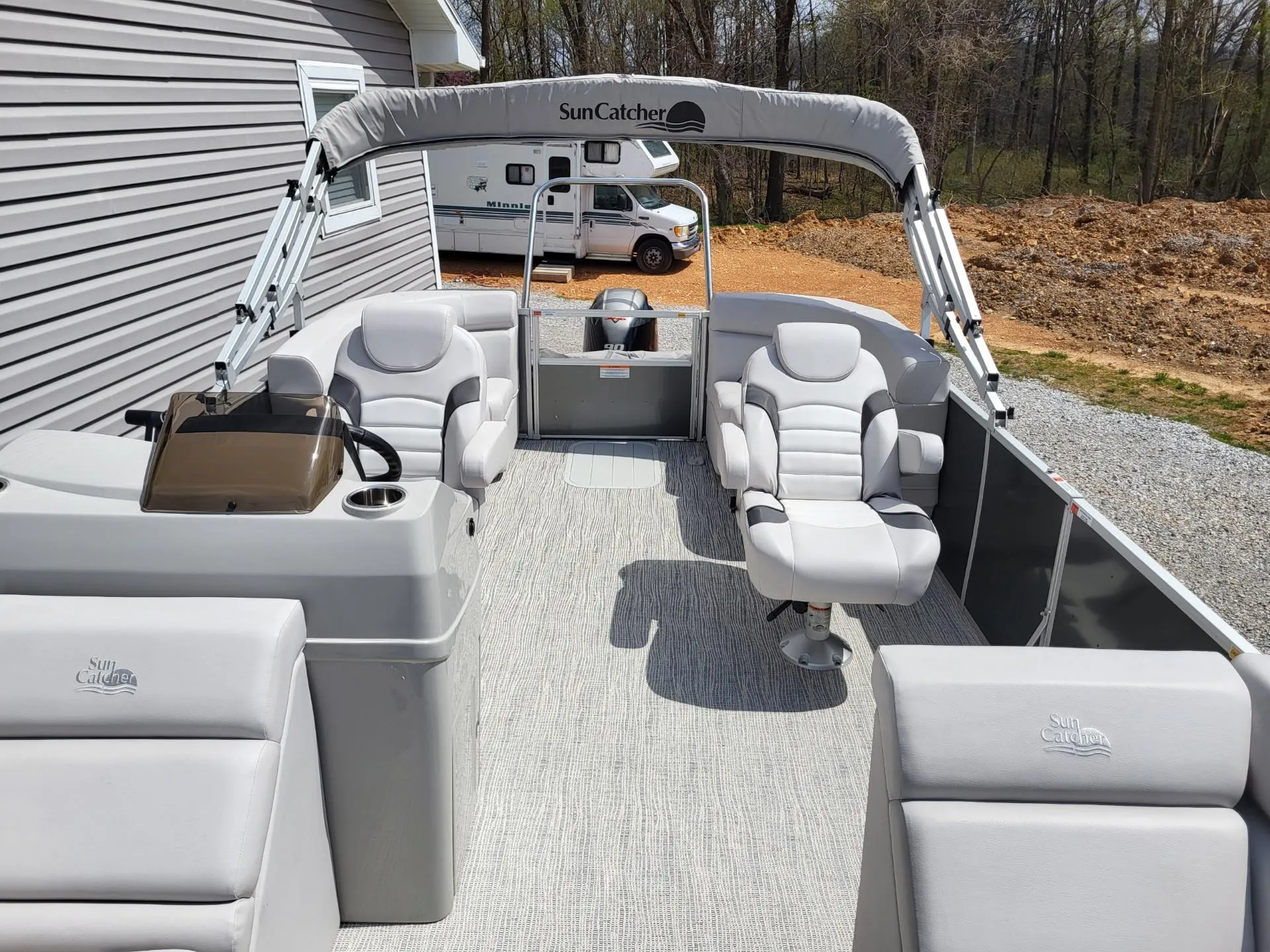 2022 Suncatcher 20RC/Best times on the water.