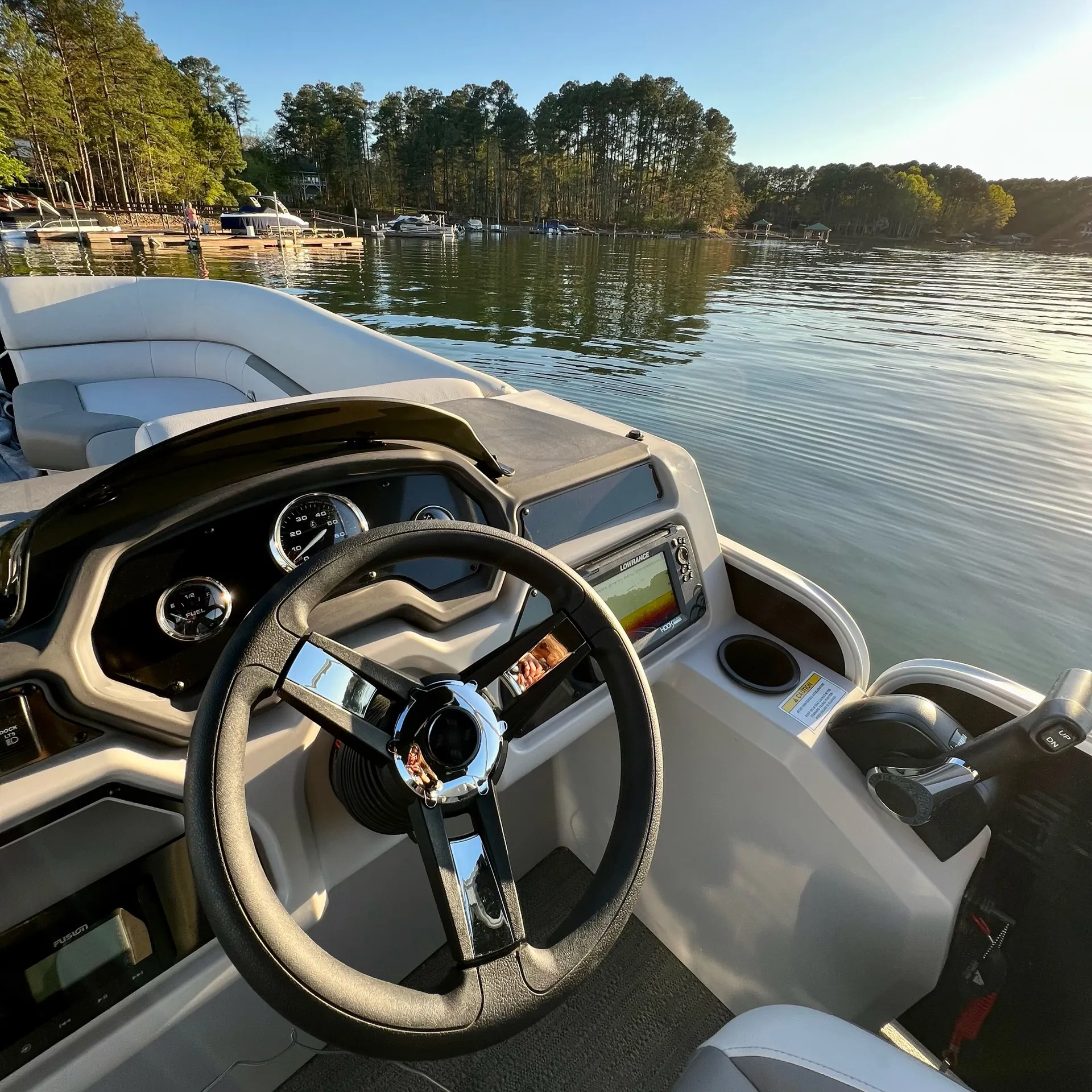 New LUX Godfrey Tri-toon on Lake Norman!  Multi-Day vacation deals!