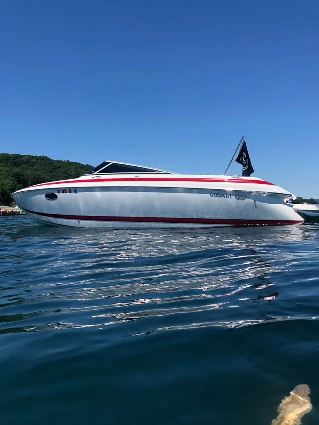 Rent a Cobalt cuddy cabin in Dundee, NY near me