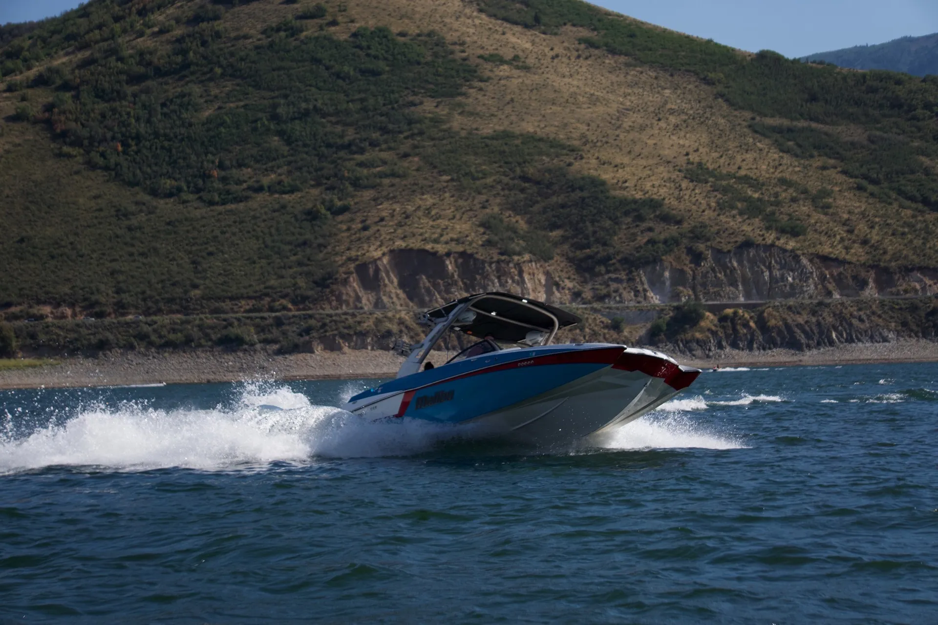 WAKE SURF MALIBU 22MXZ