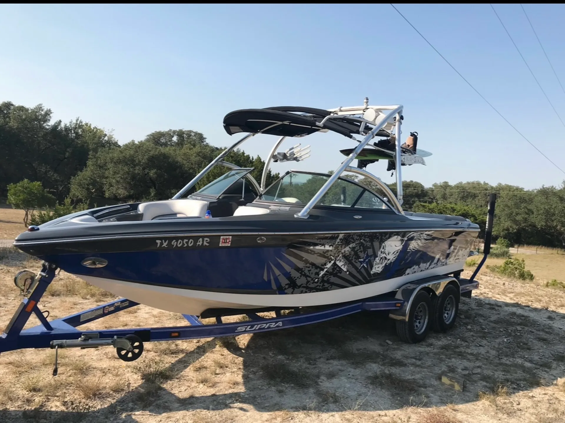 Supra by Skiers Choice Launch 21 V  in Lakehills, TX — photo 2