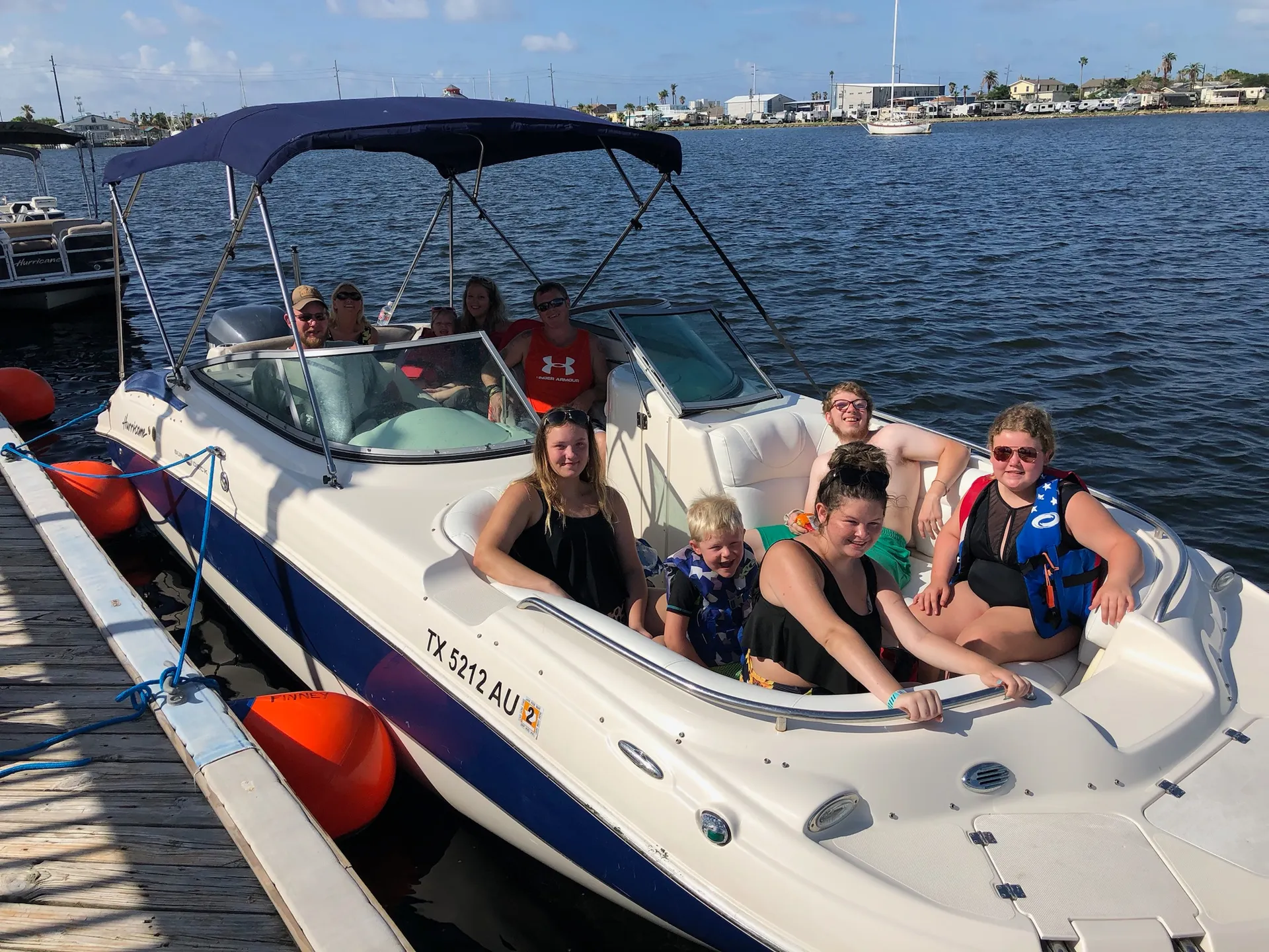 24ft Hurricane Sundeck - 250hp - 12 Passenger 