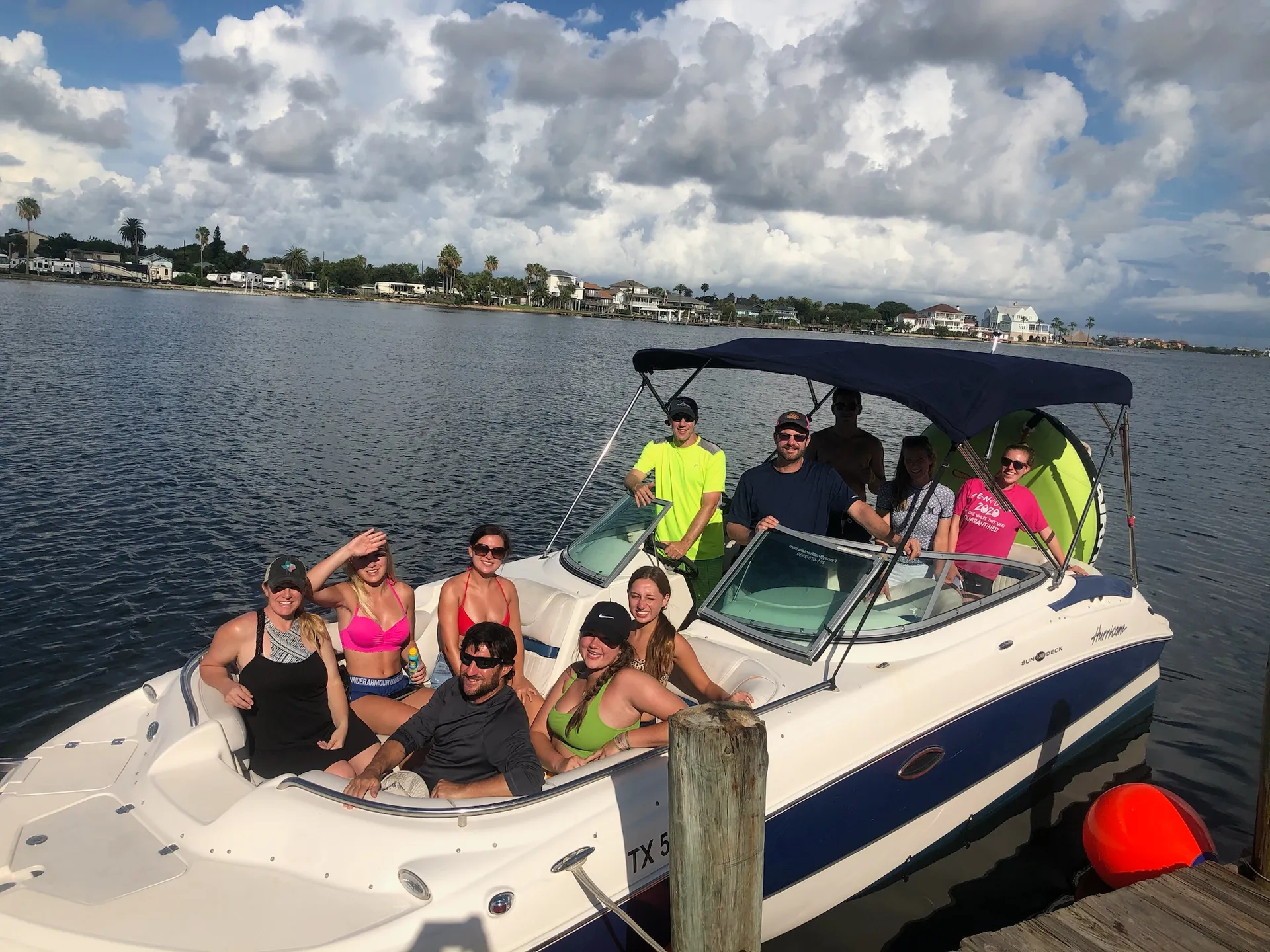 24ft Hurricane Sundeck - 250hp - 12 Passenger 