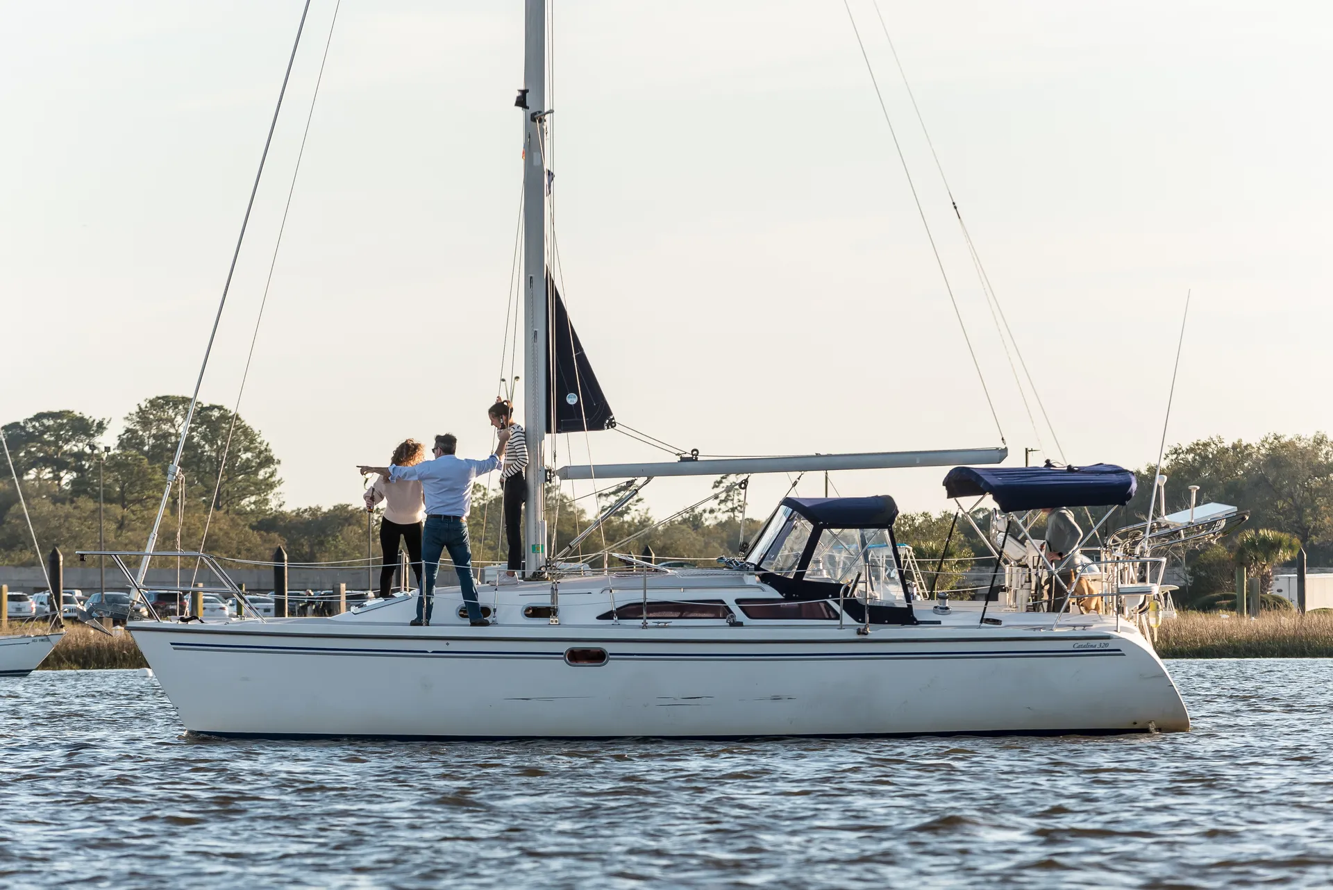 Private BYOB Luxury Monohull Sailing in the Charleston Harbor
