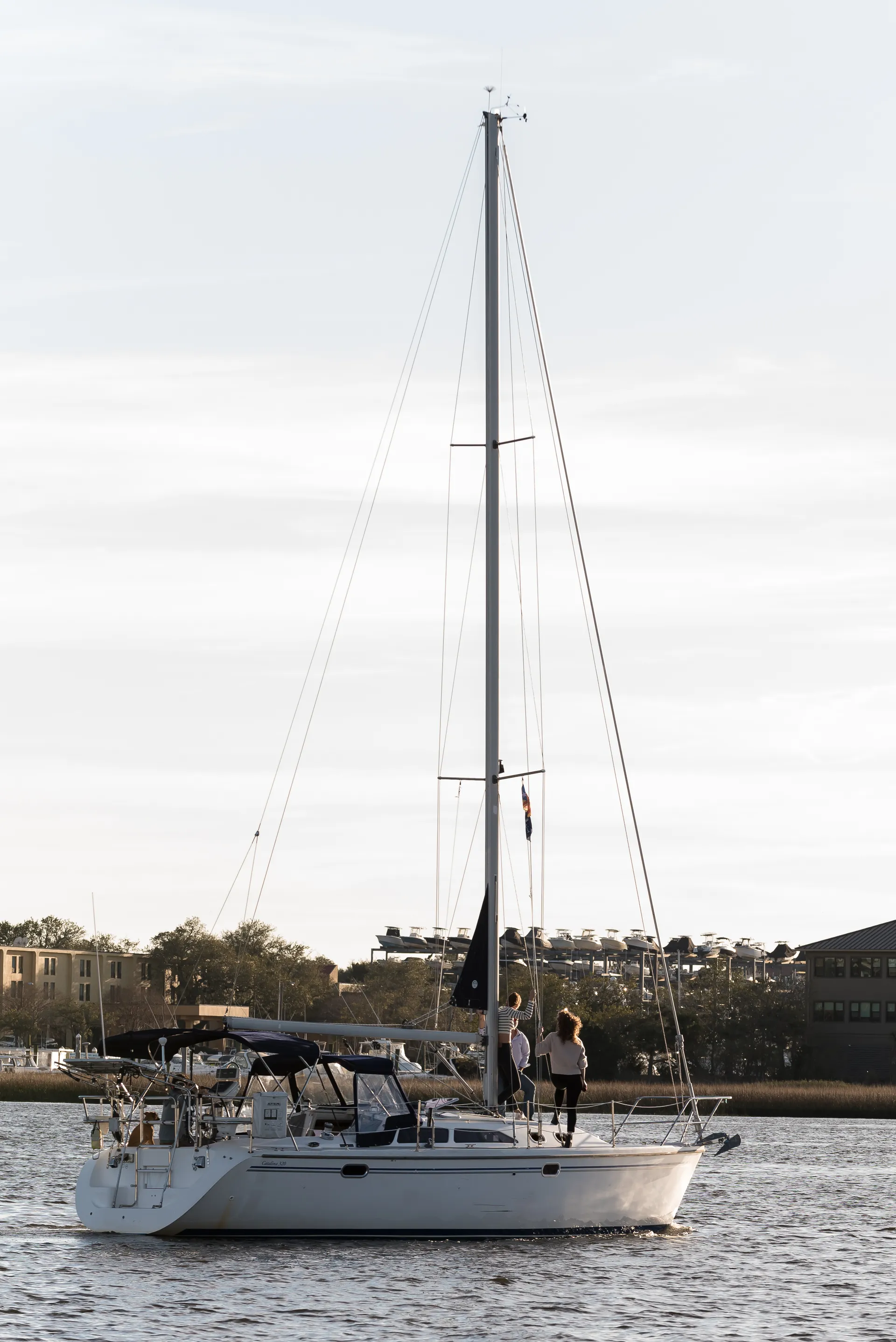 Private BYOB Luxury Monohull Sailing in the Charleston Harbor