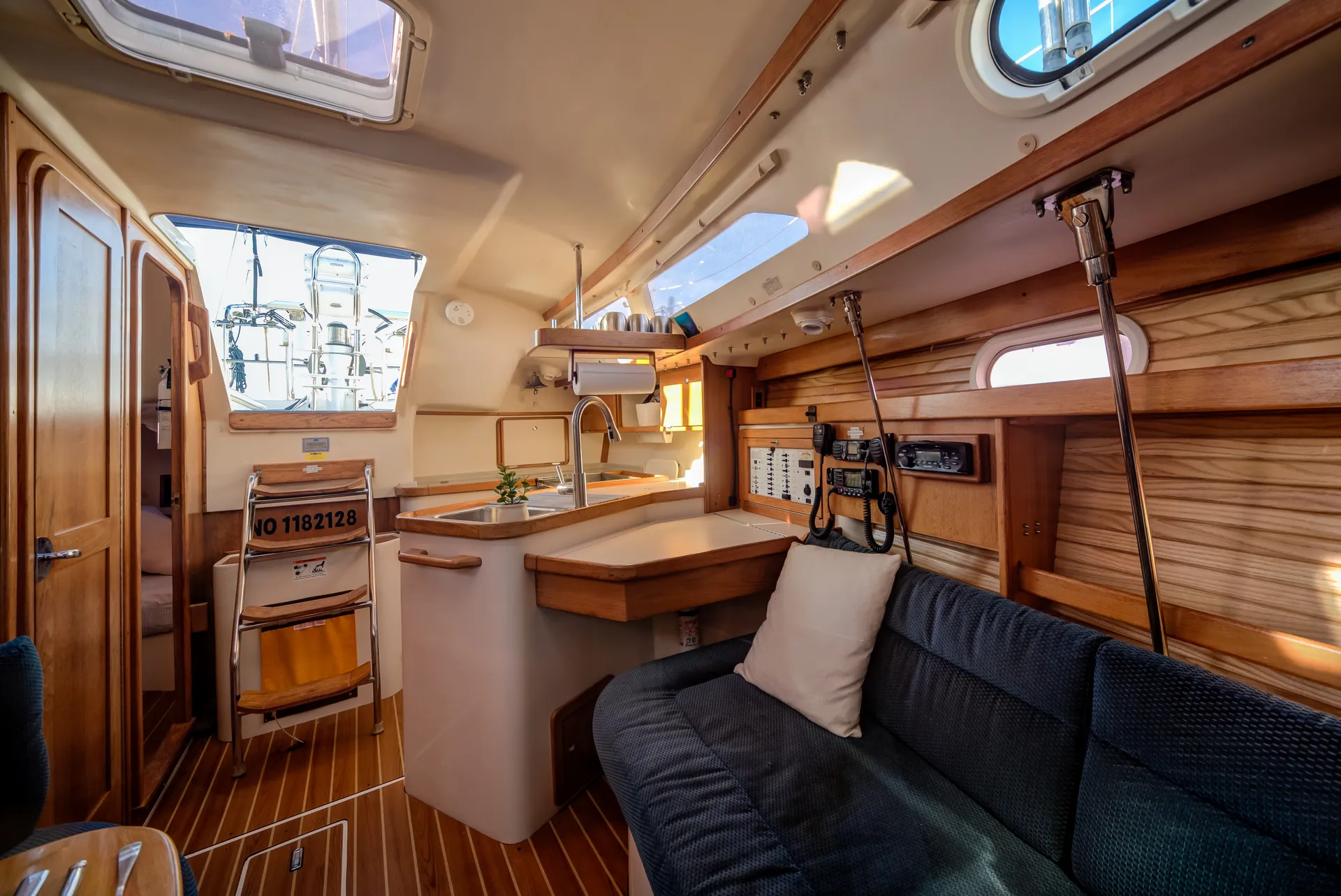 Private BYOB Luxury Monohull Sailing in the Charleston Harbor