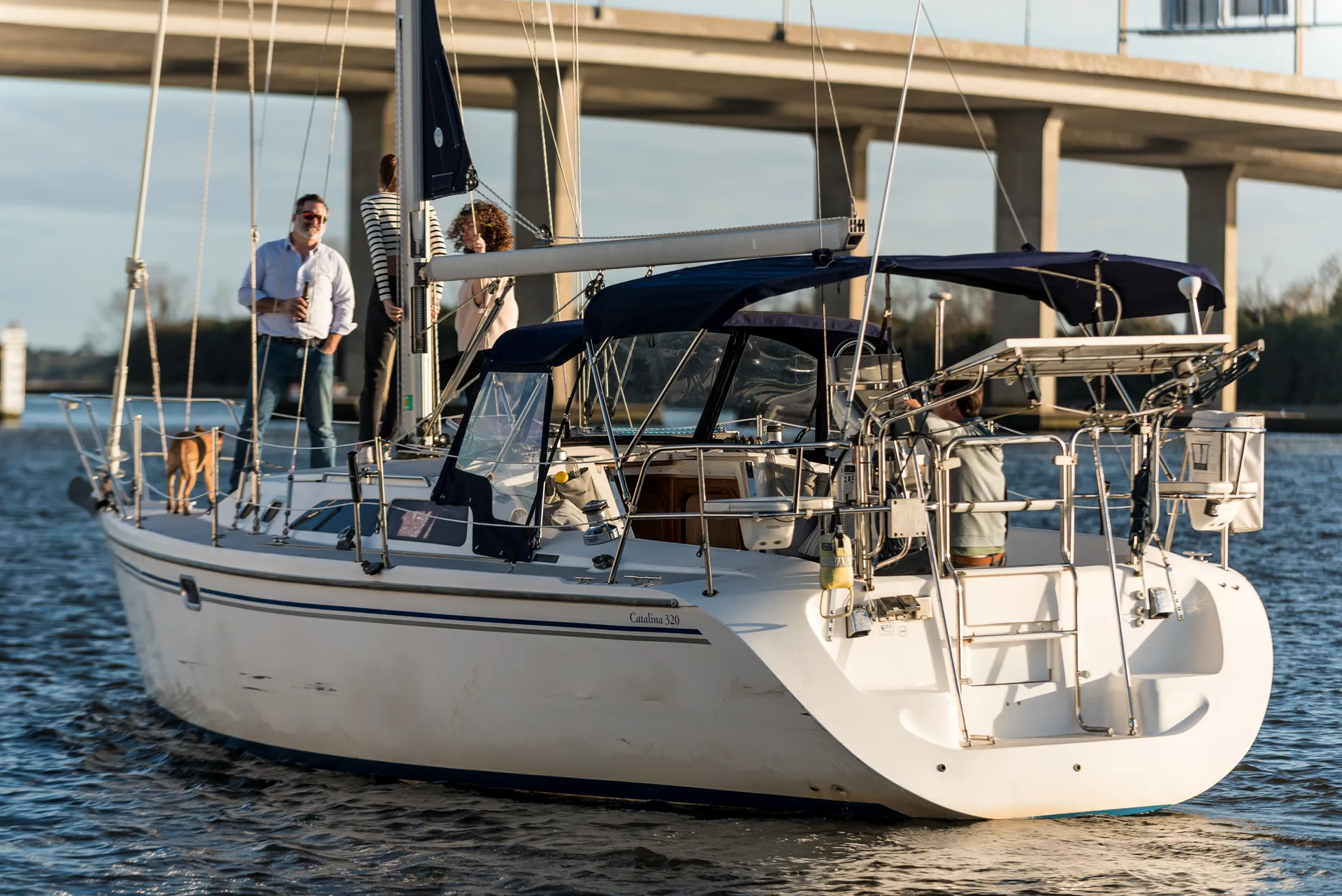 Private BYOB Luxury Monohull Sailing in the Charleston Harbor