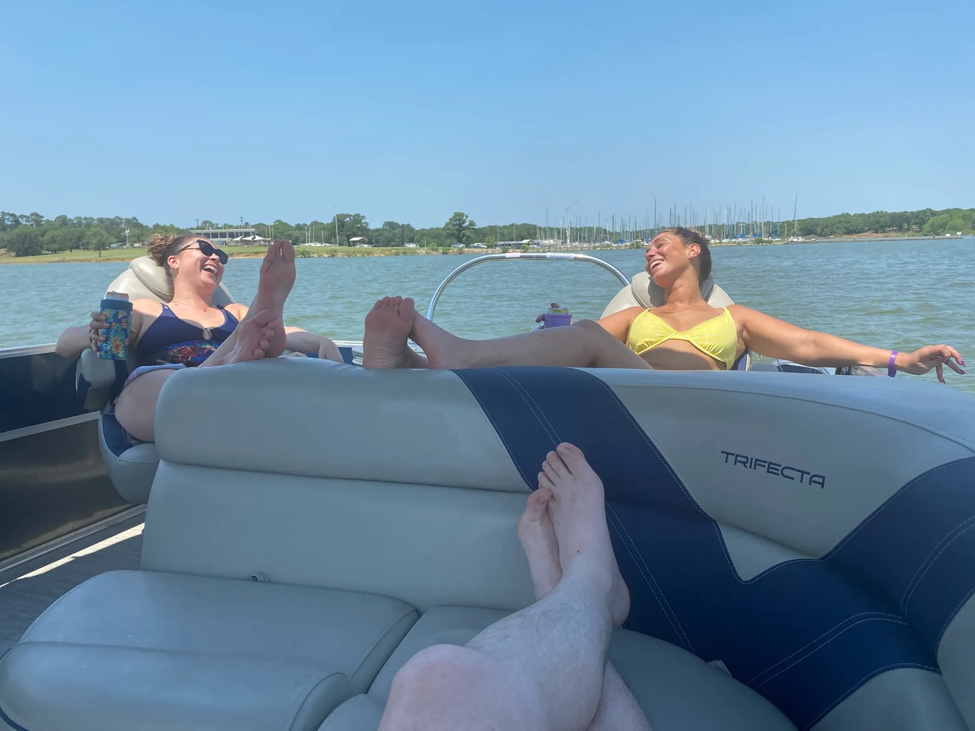 Tritoon - Party Boat -up to 11 passengers.