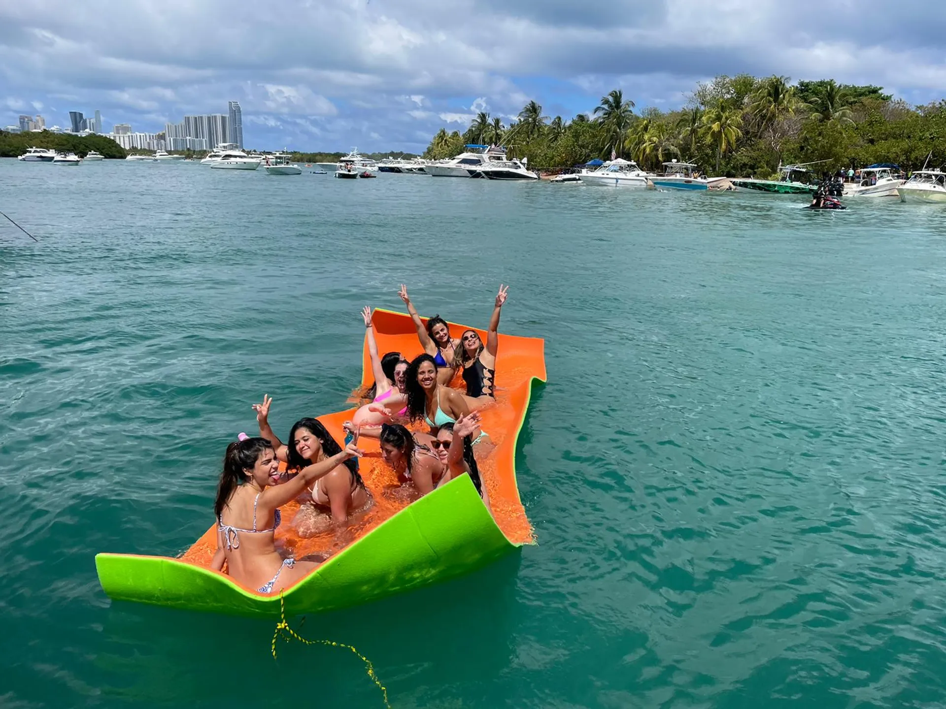 💥2 FREE JET SKIS 💥- Luxury 70FT Azimut  in Miami Best Price Warranty