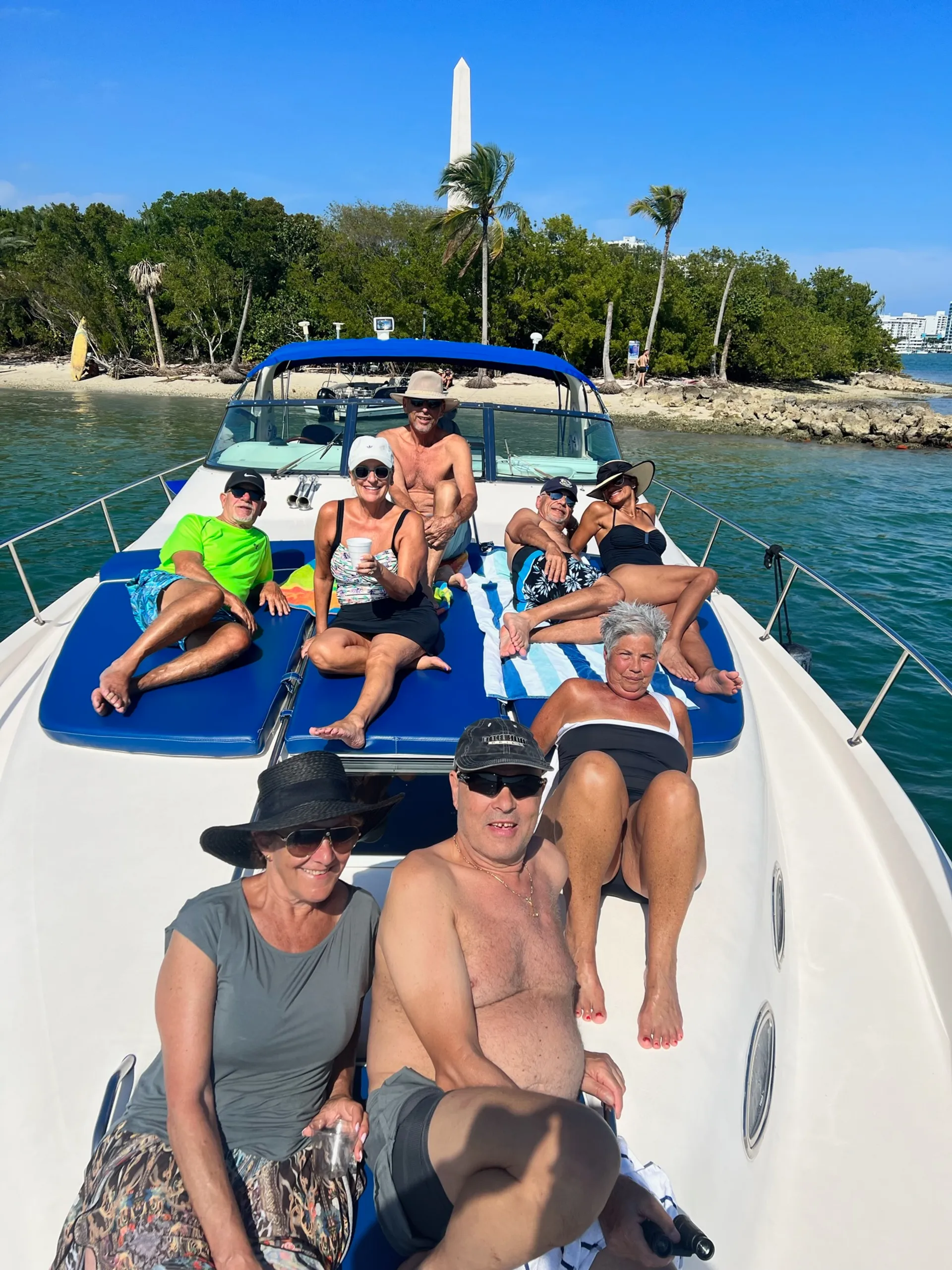 SEA RAY 45' PRIVATE YACHT! GET 1HR FREE Monday-Thursday!