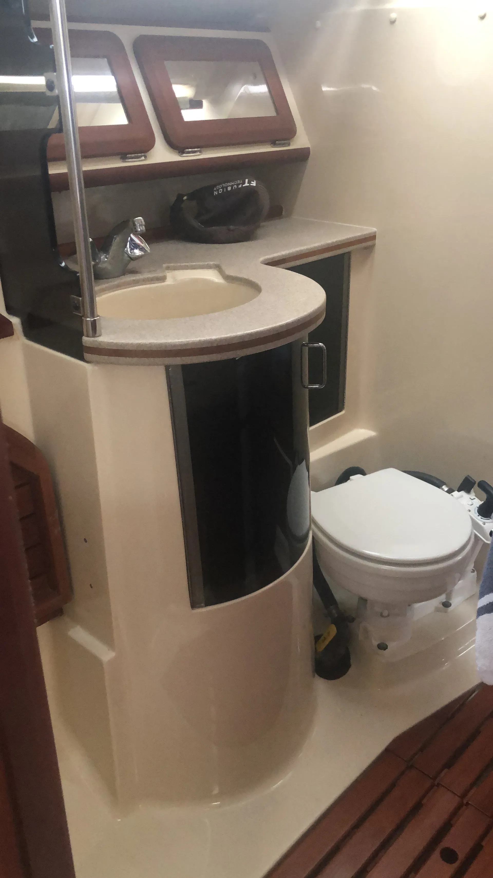 38' Hunter Parrott Ship in Oriental, NC!