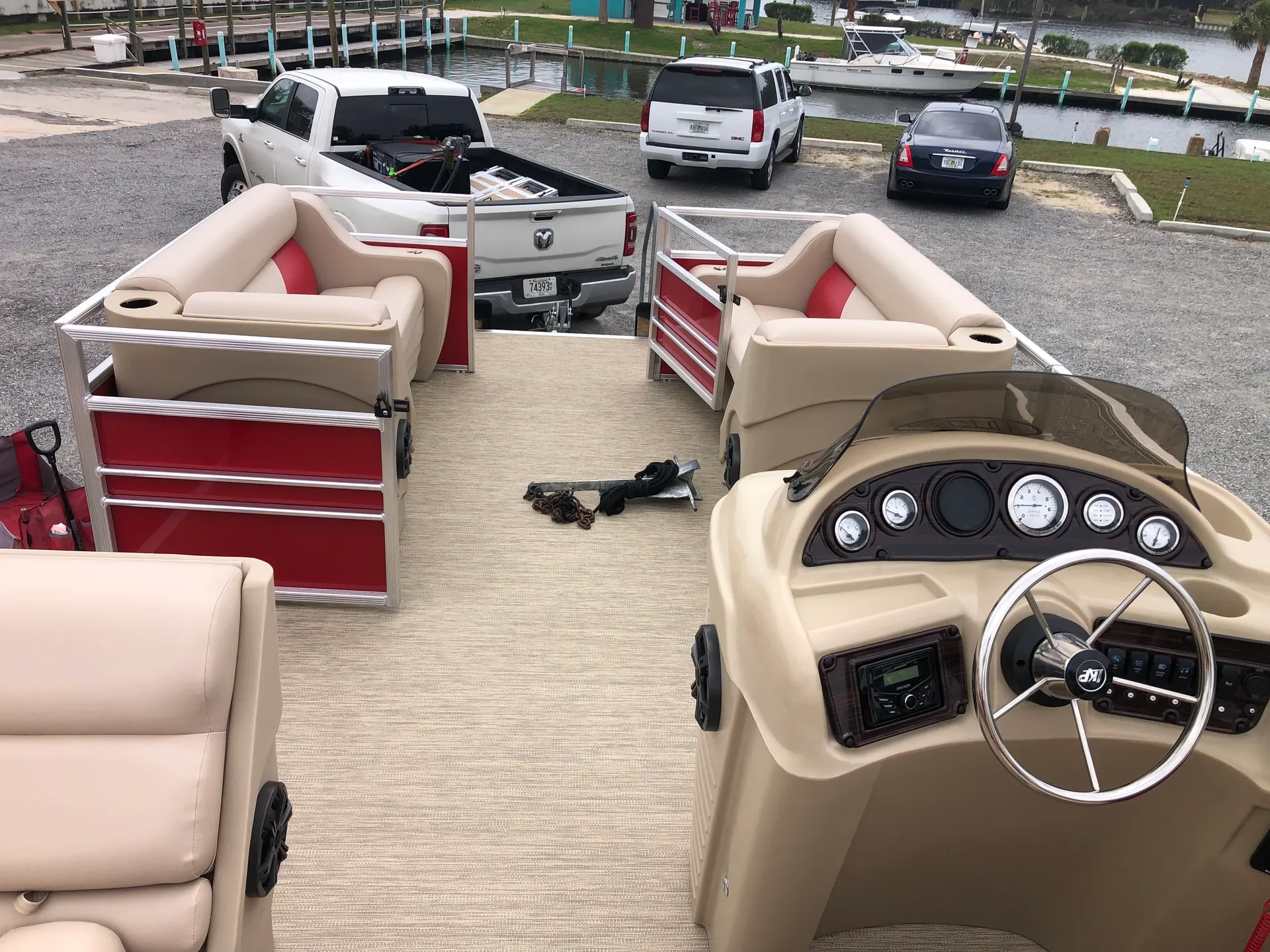 Amazing Pontoon in Panama City! 11 ppl