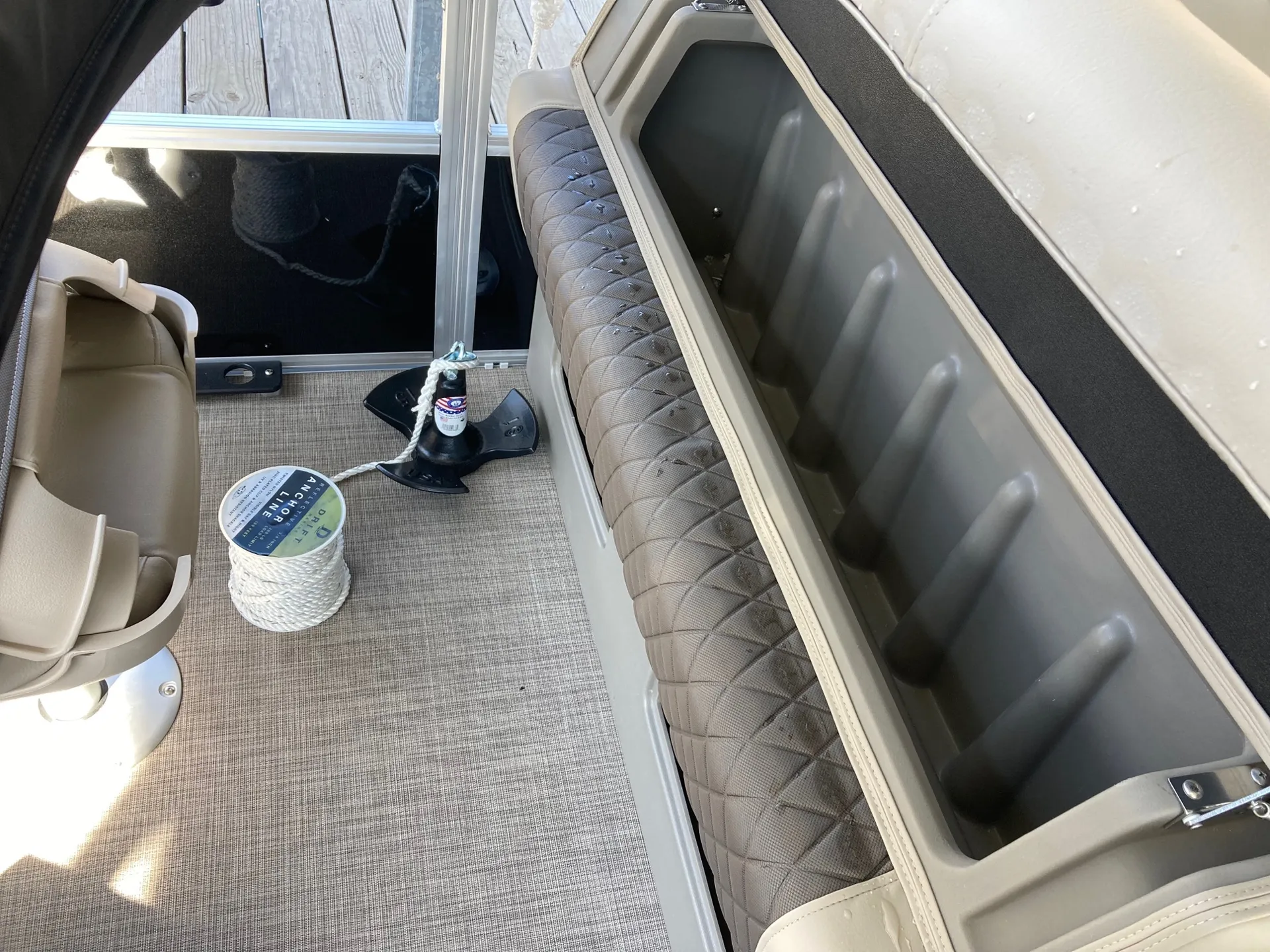 2023 Sun Tracker Fishing Sport Pontoon