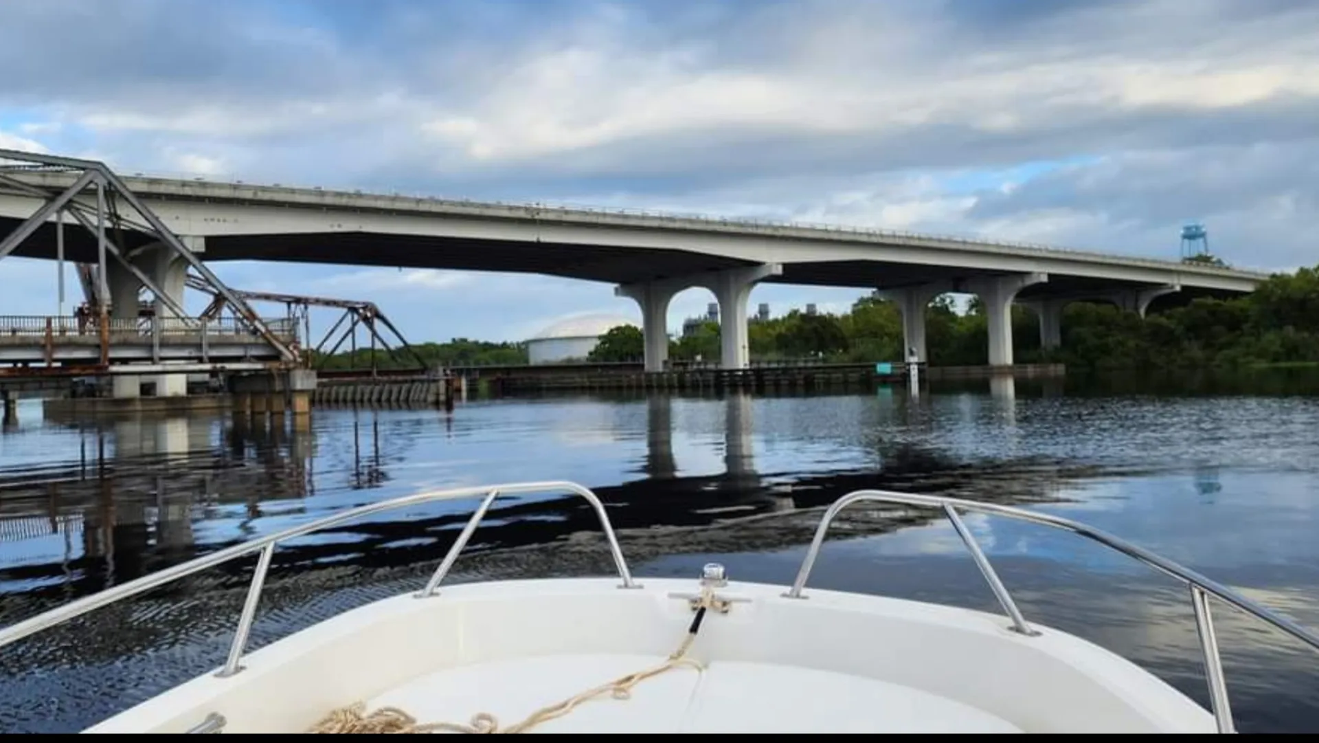 OAK HILL, FL!  2021 Boston Whaler 160 Unsinkable Legend!