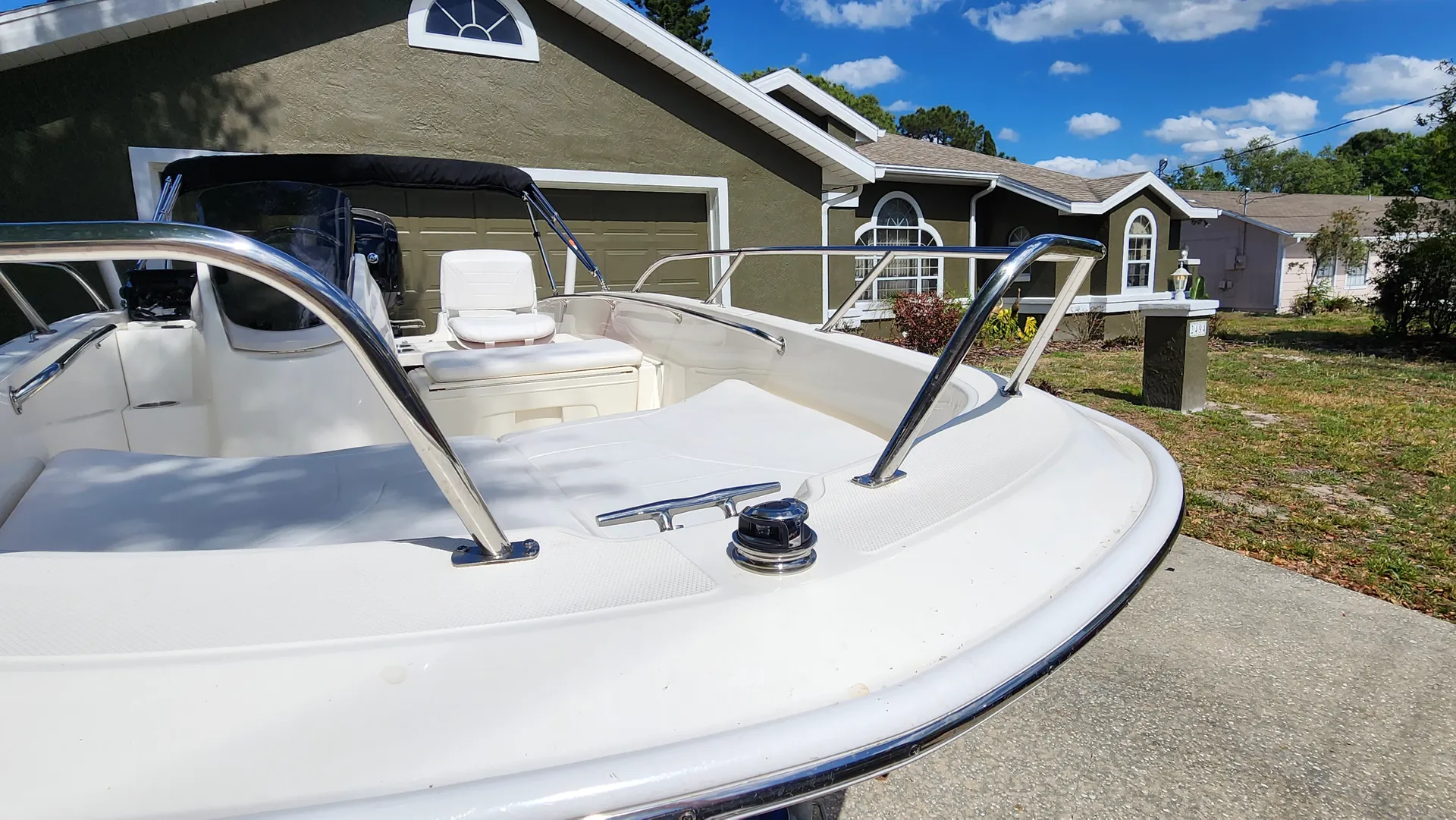 OAK HILL, FL!  2021 Boston Whaler 160 Unsinkable Legend!