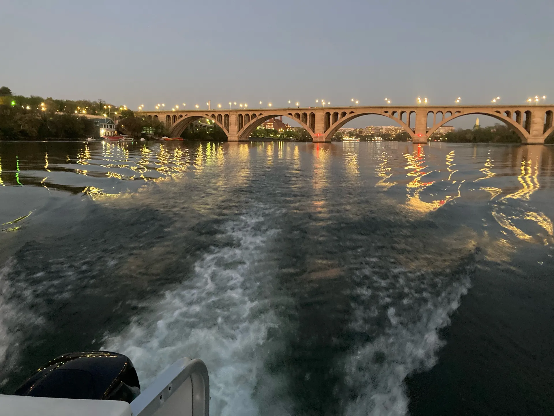 Godfrey Marine Sweetwater 220 FCXL in Arlington, VA — photo 3