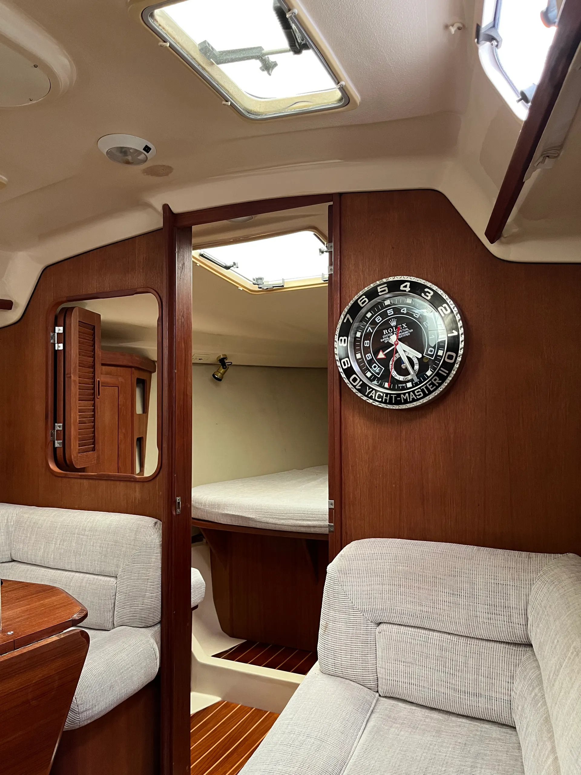 38' Hunter Parrott Ship in Oriental, NC!