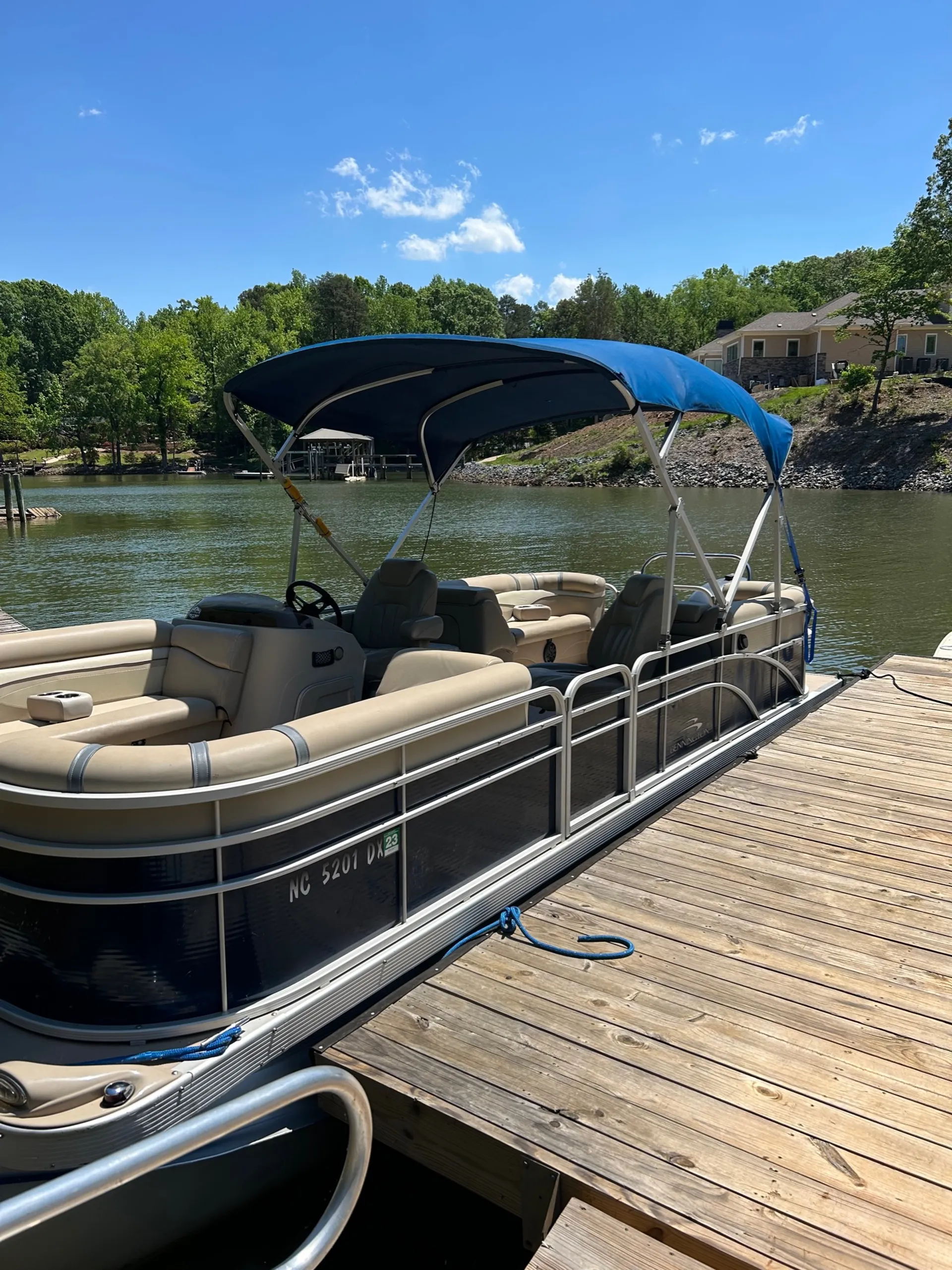 Bennington Marine 2250GSR in Lake Wylie, SC — photo 5