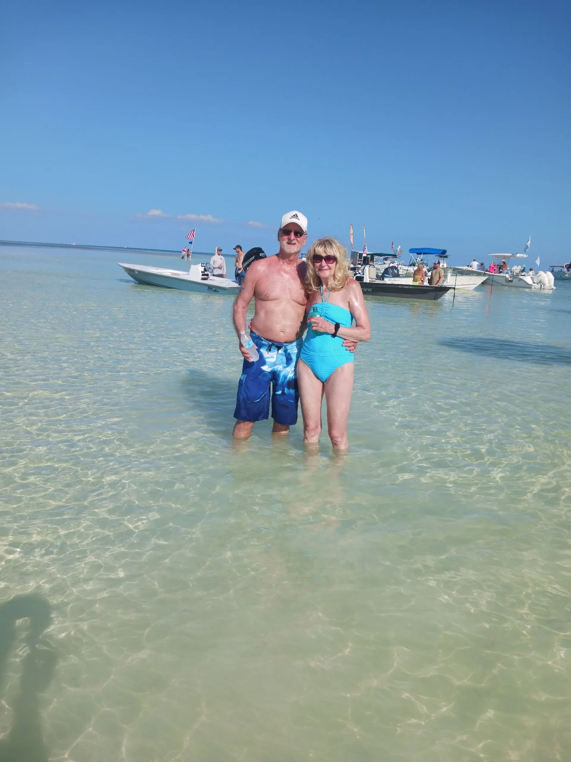 22' Center Console for Lobster, Cruising, Sandbar, Sightseeing!