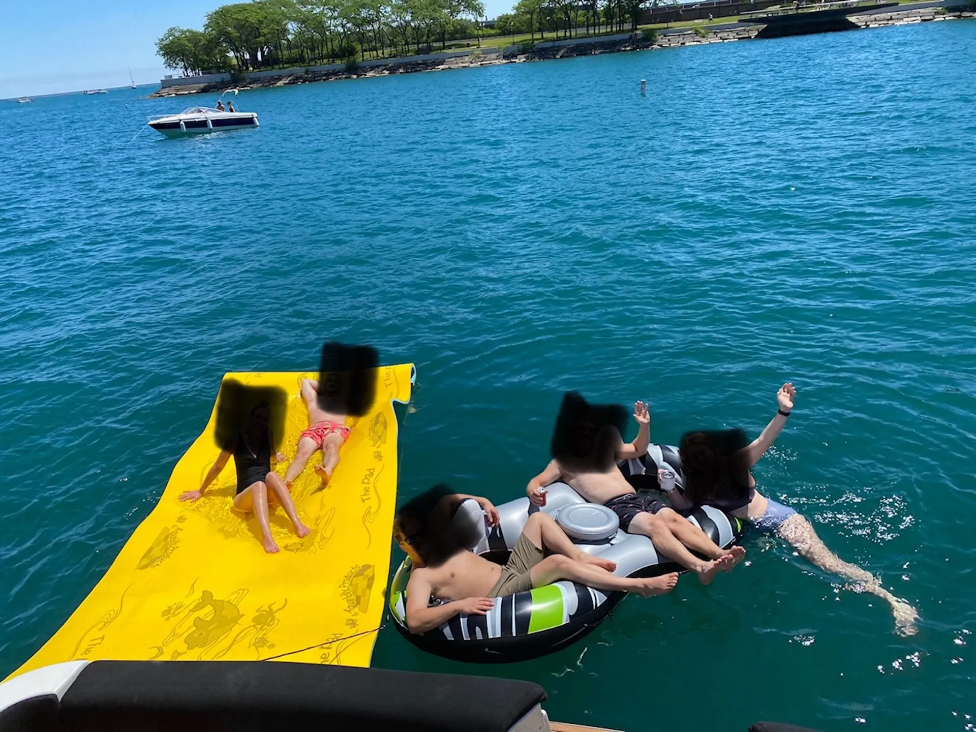 ⭐️IF YOU HAVE UP TO 6 IN YOUR GROUP THEN WE’RE "JUST RIGHT" FOR YOU 🌤