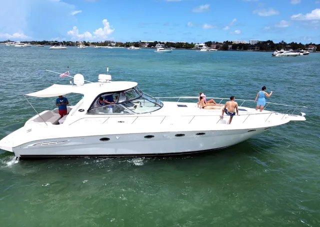 Rent a Sea Ray Boats motor yacht in Miami, FL near me