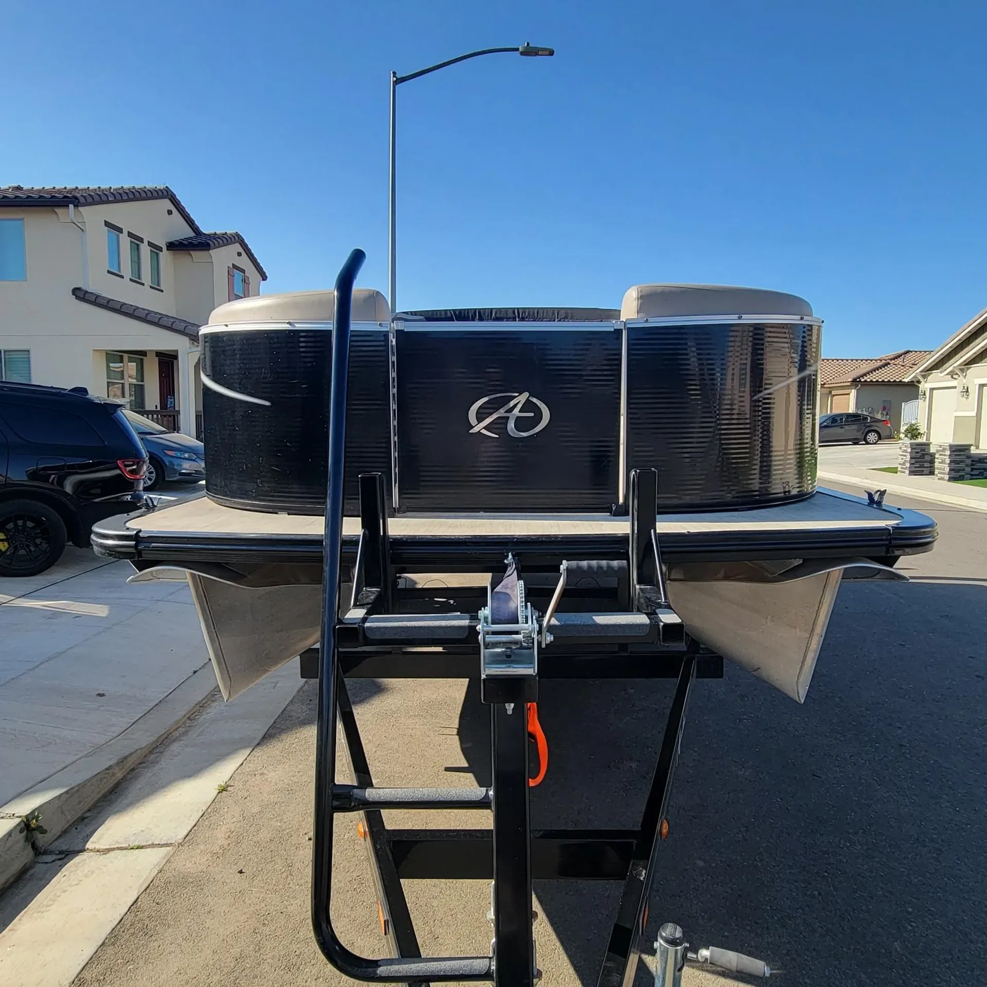 AVALON PONTOONS 22' LSZ QUAD LOUNGER in Fresno, CA — photo 2