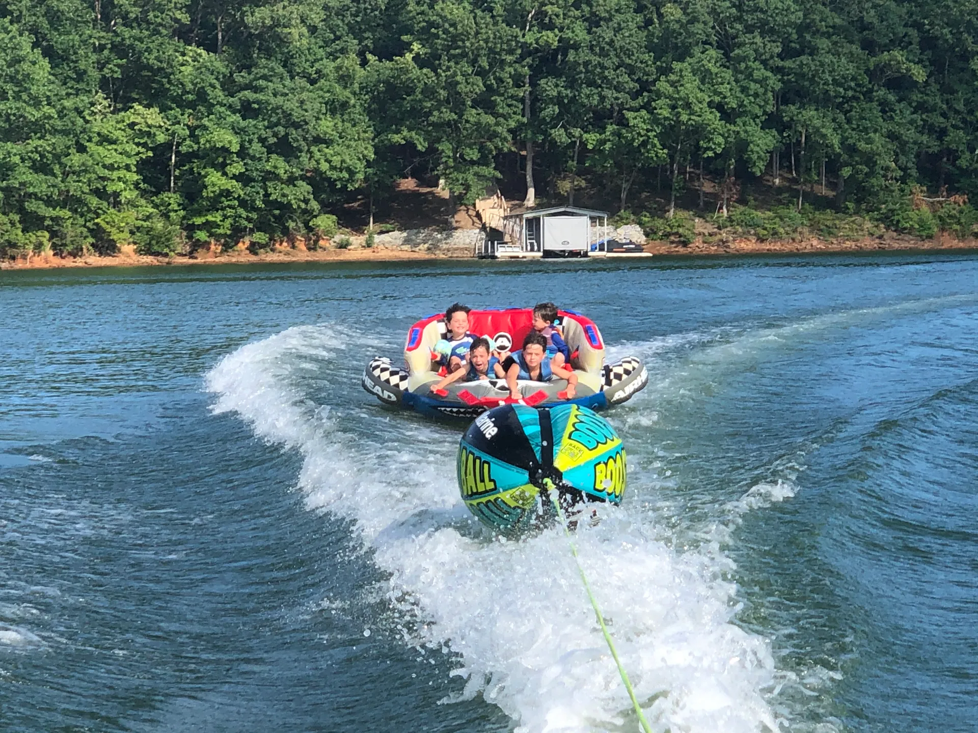 #1 Rented Boat - Tritoon 150hp - Lake Hartwell