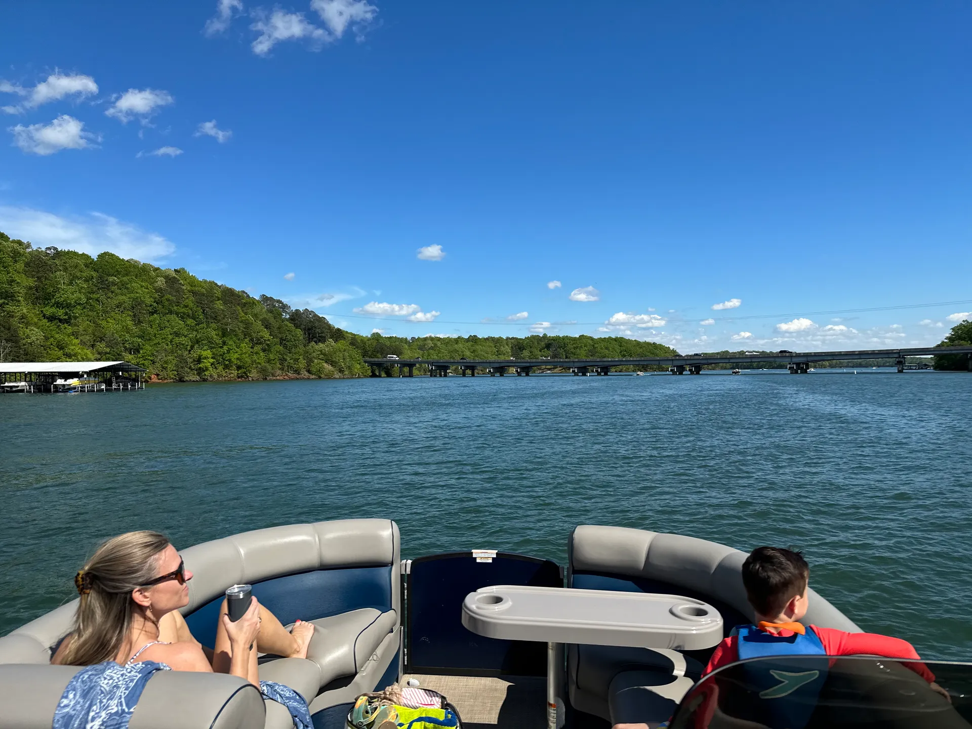 #1 Rented Boat - Tritoon 150hp - Lake Hartwell