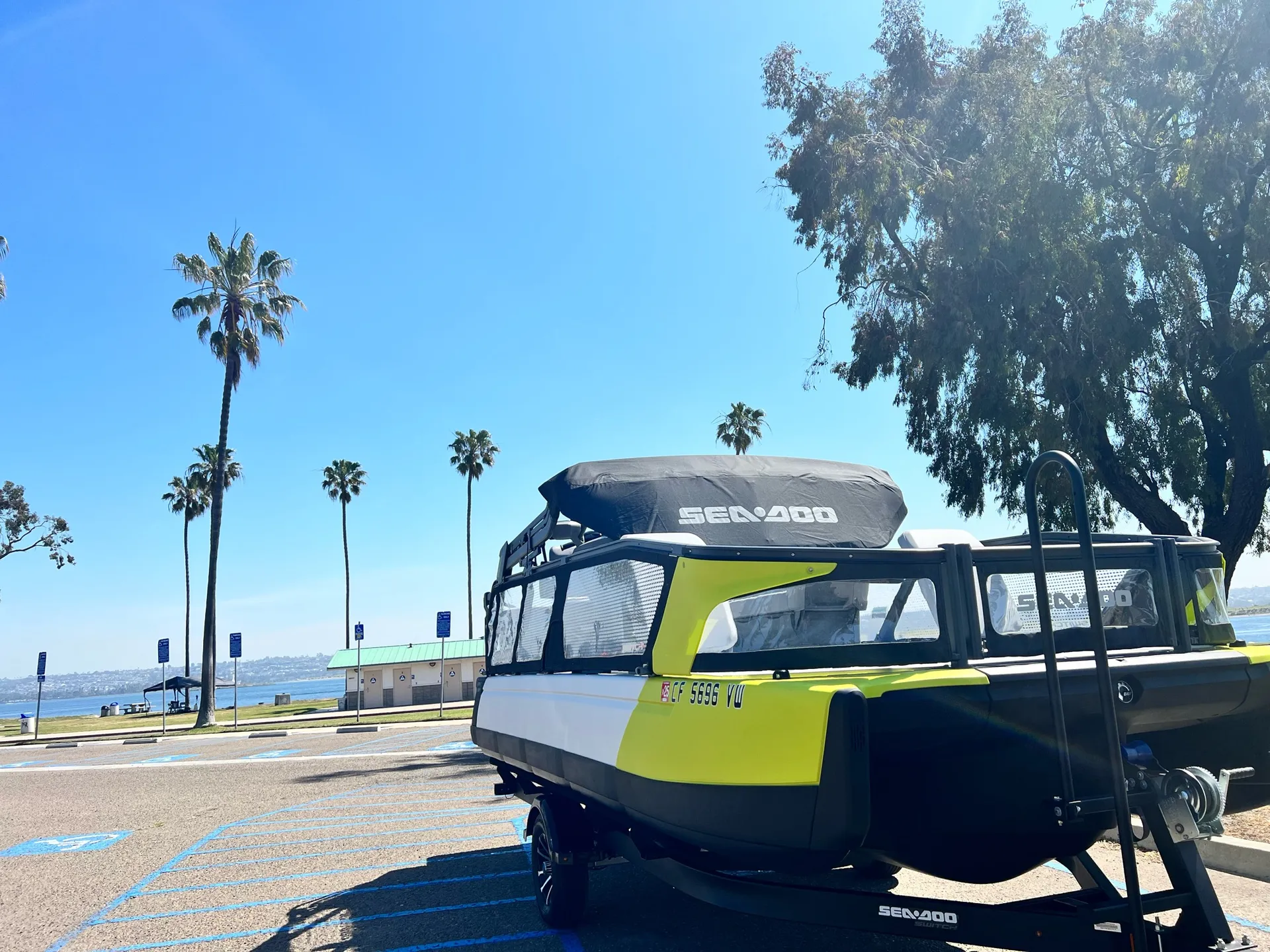 PONTOON Sea-Doo 21-FT/230 Sport 