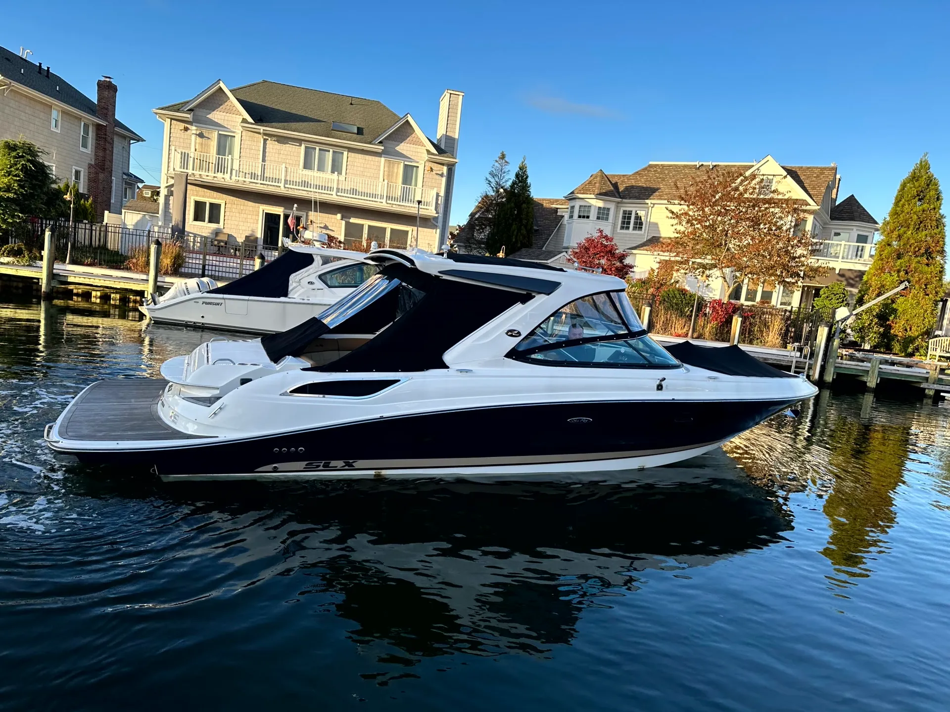 Sea Ray Boats 350 SLX Axius in Brick Township, NJ — photo 2