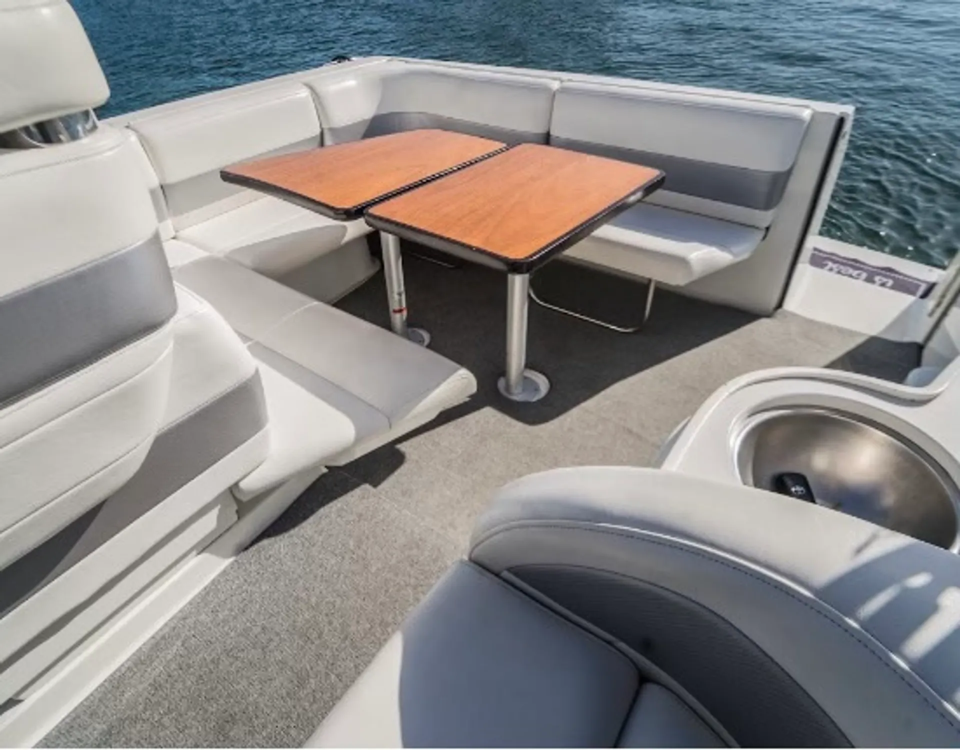 FORMULA BY THUNDERBIRD 34 PERFORMANCE CRUISER in Newport Beach, CA — photo 3