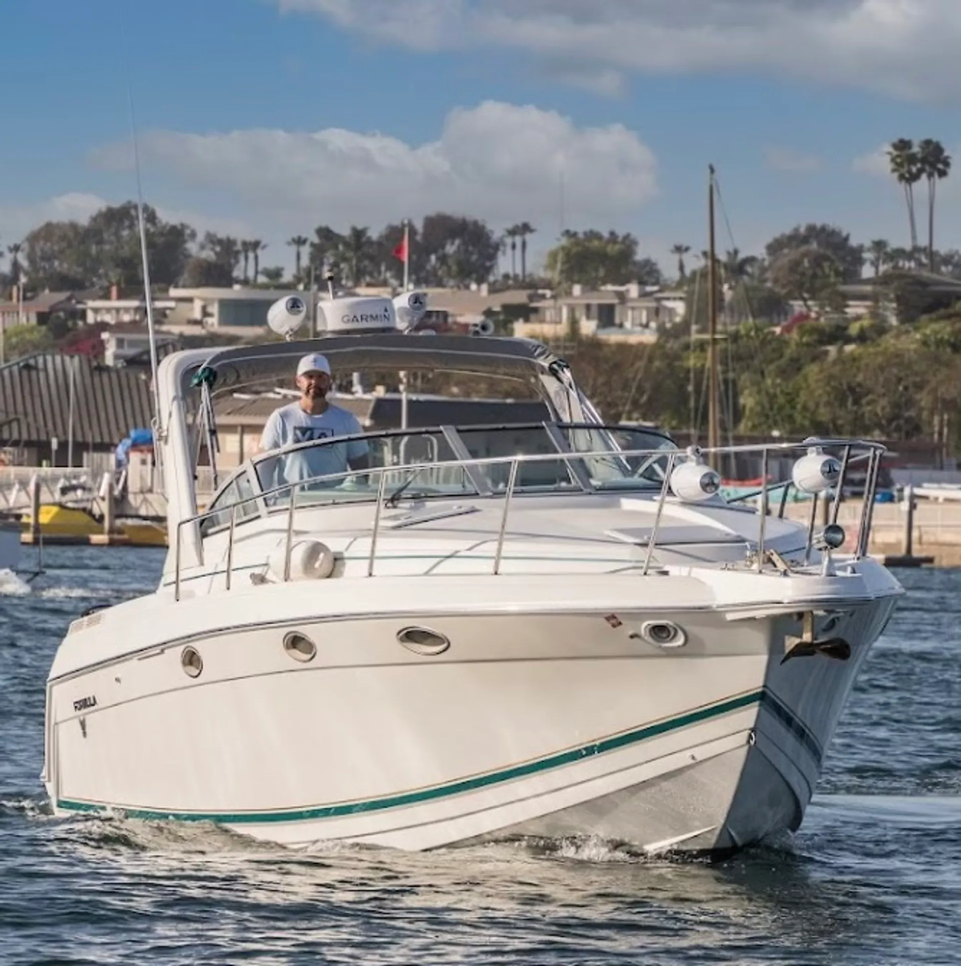 FORMULA BY THUNDERBIRD 34 PERFORMANCE CRUISER in Newport Beach, CA — photo 4