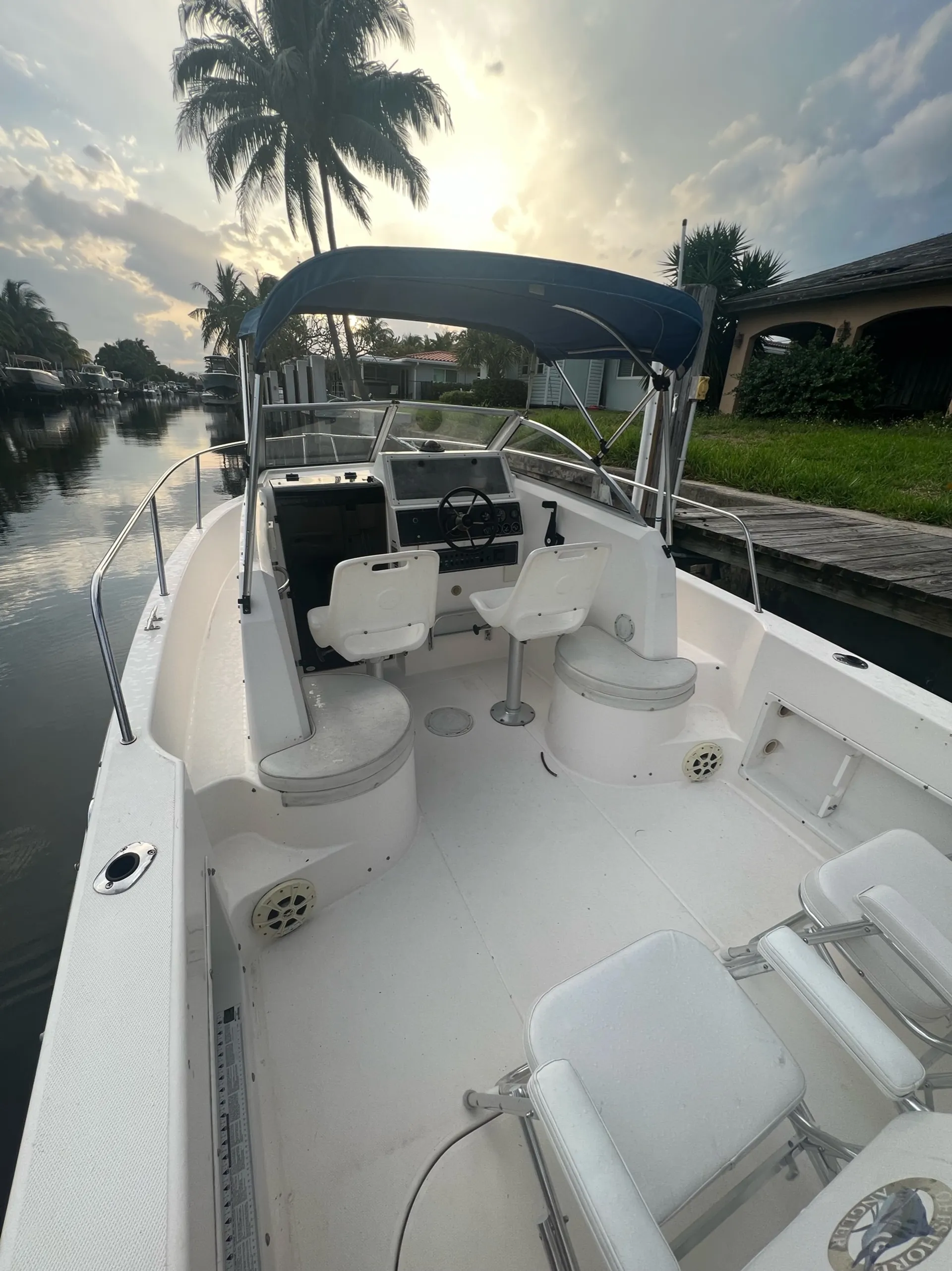 Wellcraft 220 Coastal  in Pompano Beach, FL — photo 5