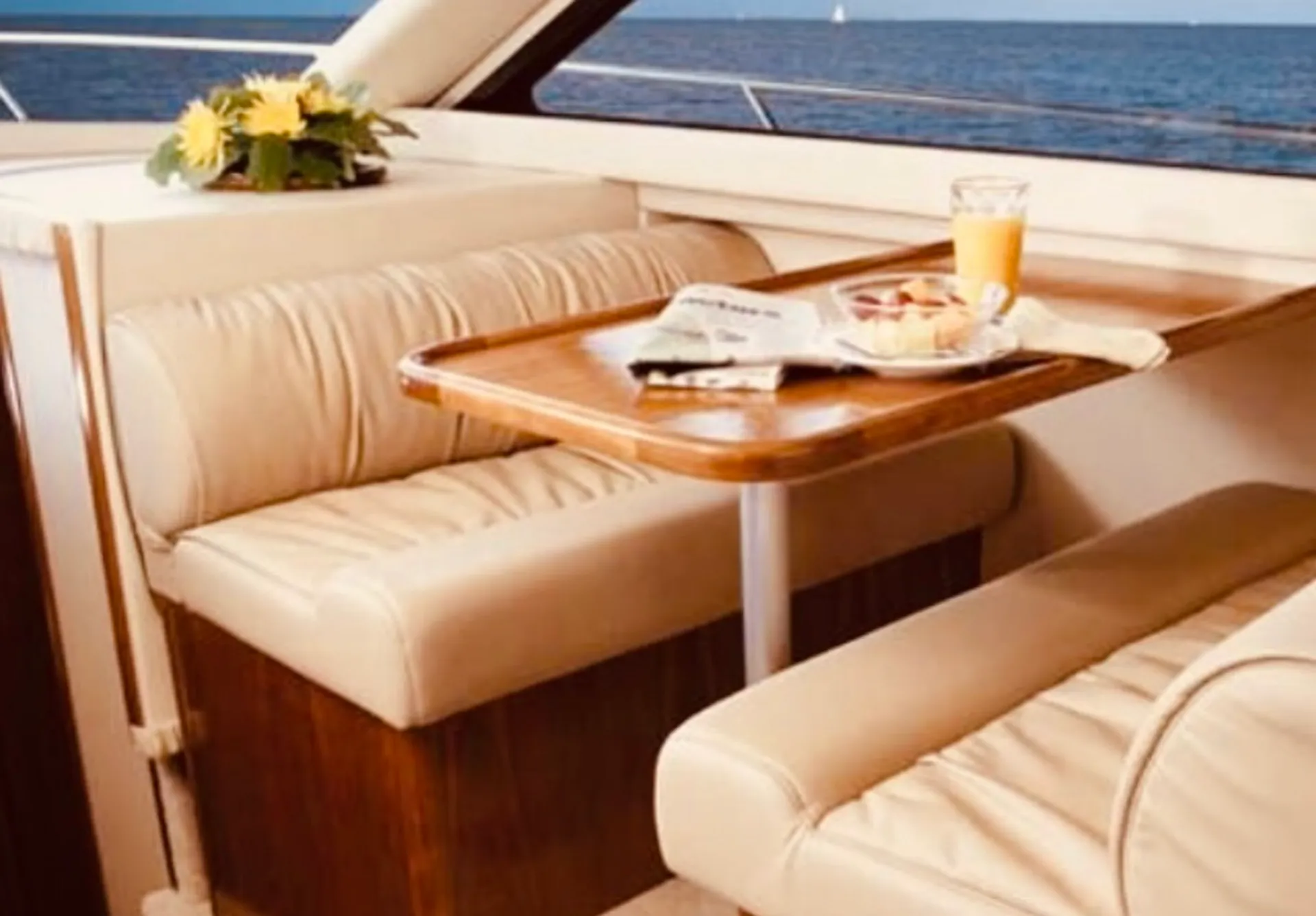 Meridian Yachts 381 Sedan in Palm Coast, FL — photo 6