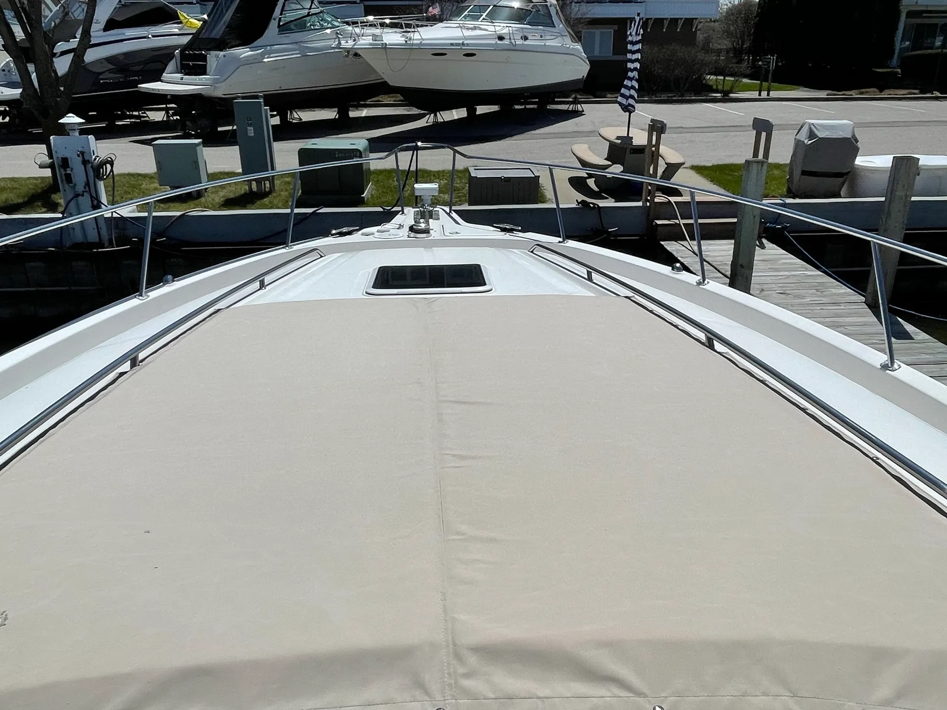 Sea Ray Boats 460 Sundancer in Chicago, IL — photo 9