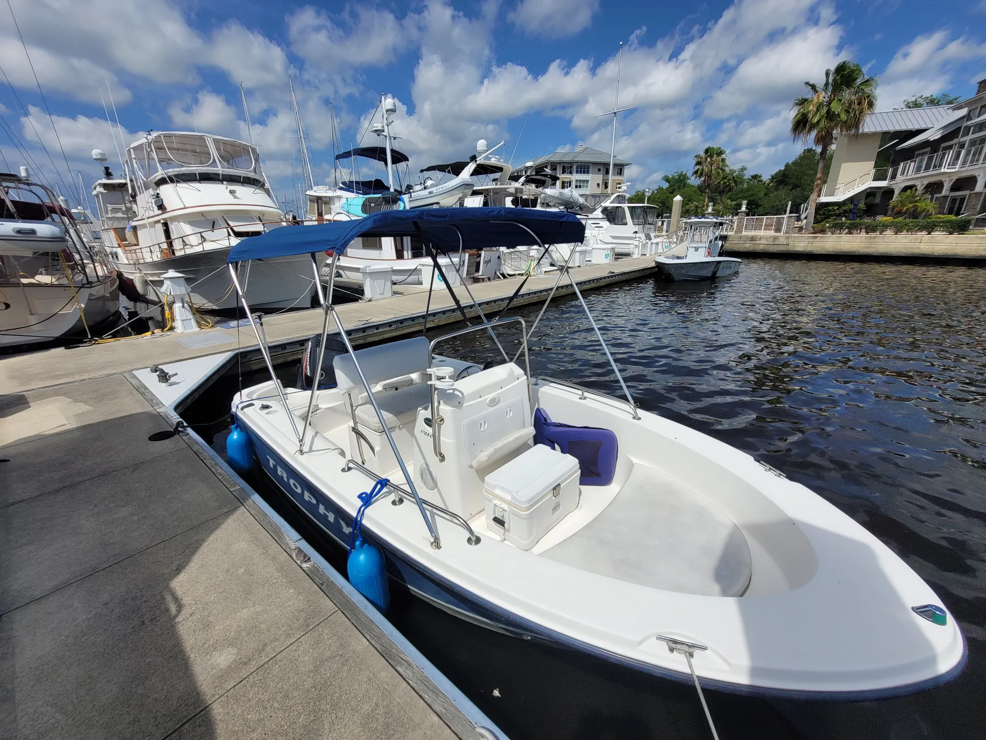Trophy Boats 1703 Center Console W/90 in Jacksonville, FL — photo 2