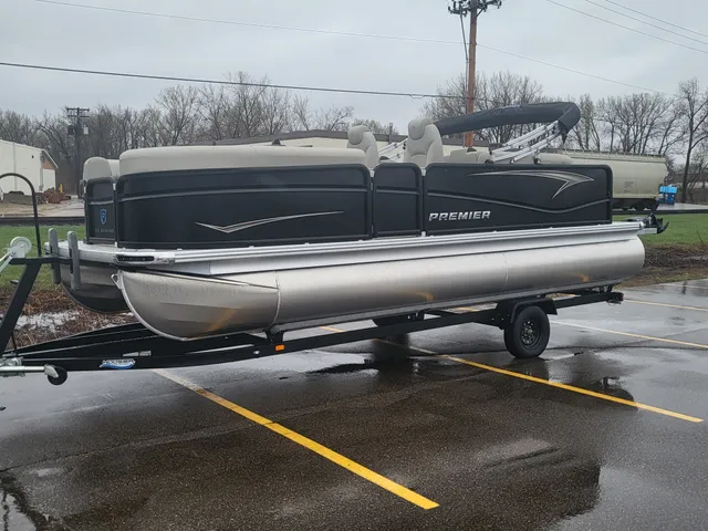 Rent a PREMIER MARINE pontoon in Eagan, MN near me