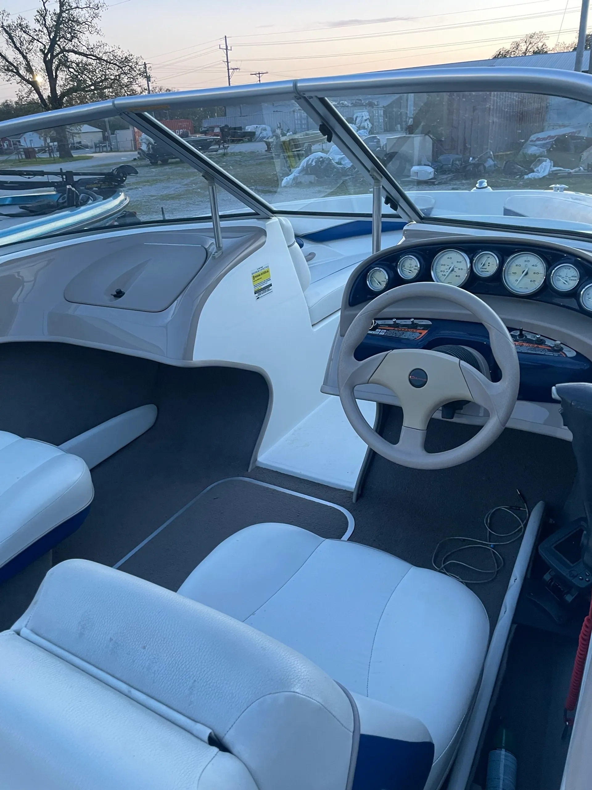 Bayliner 185 BR  in Rogers, AR — photo 4