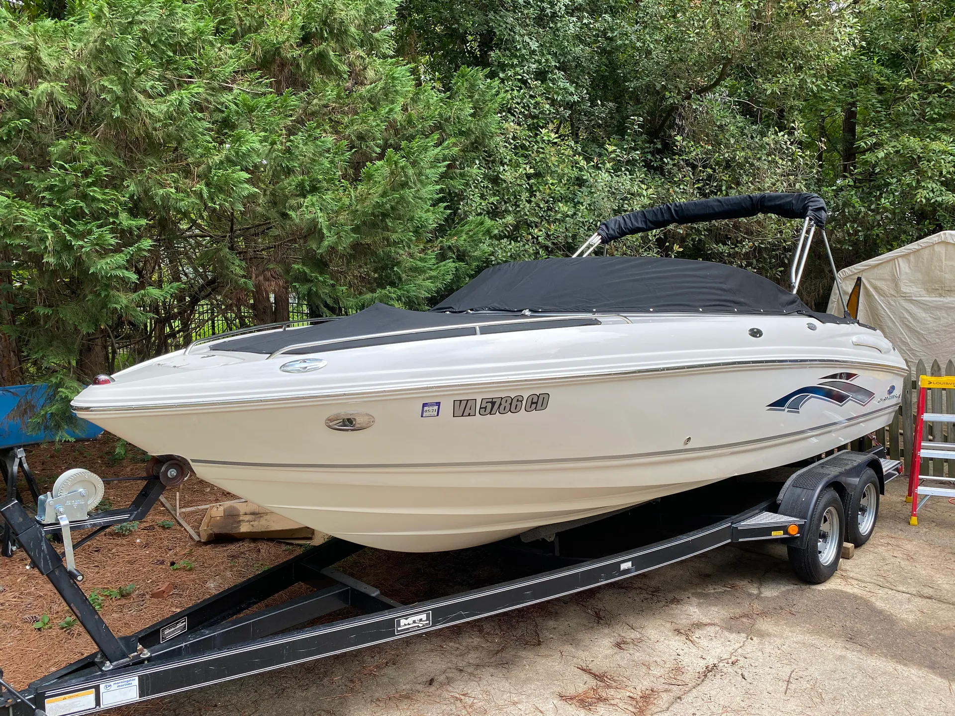 Chaparral Boats 220 SSi in Raleigh, NC — photo 6