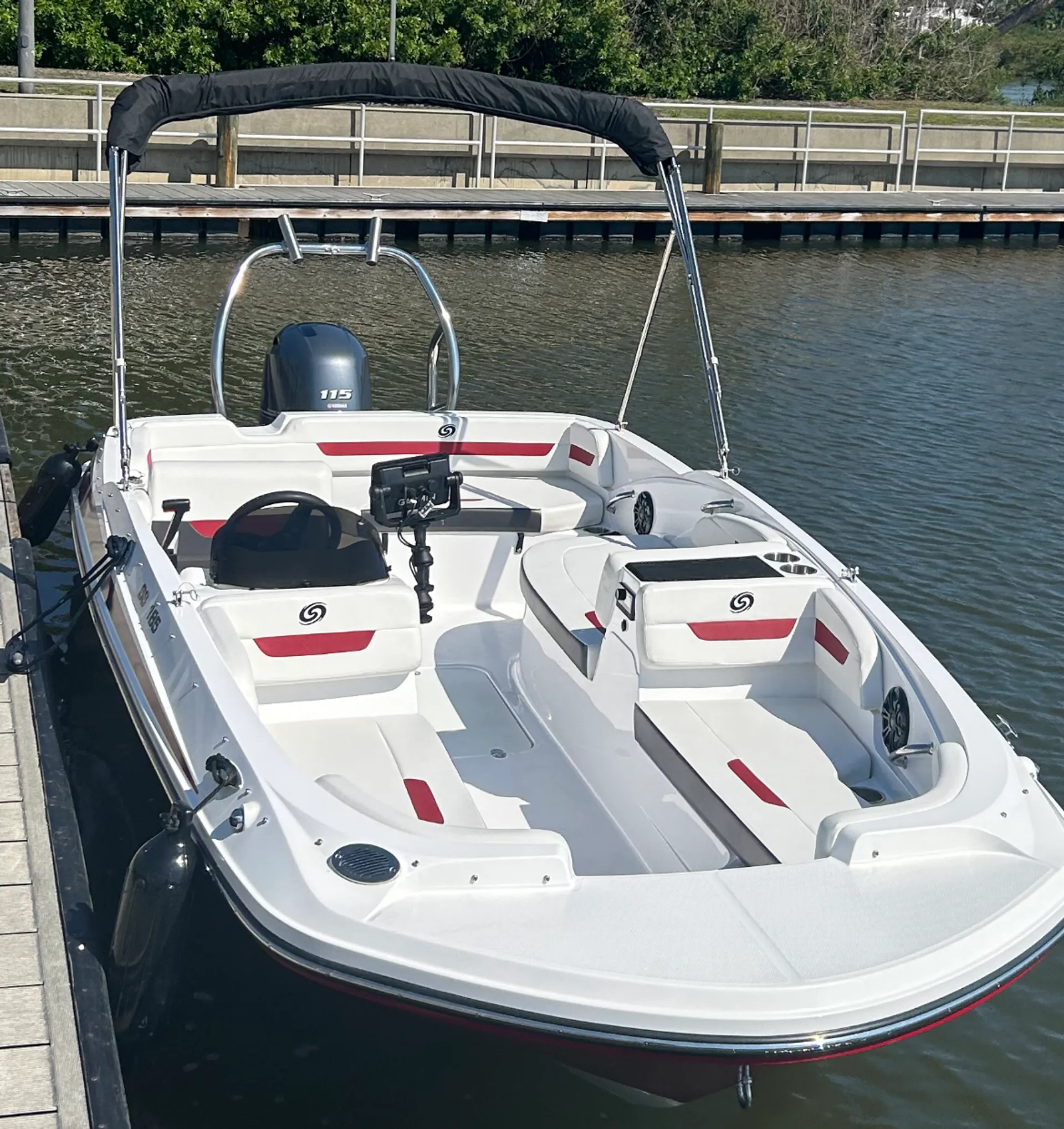 St Augustine and Palm Coast   Seats 9 comfortably, Free Fuel