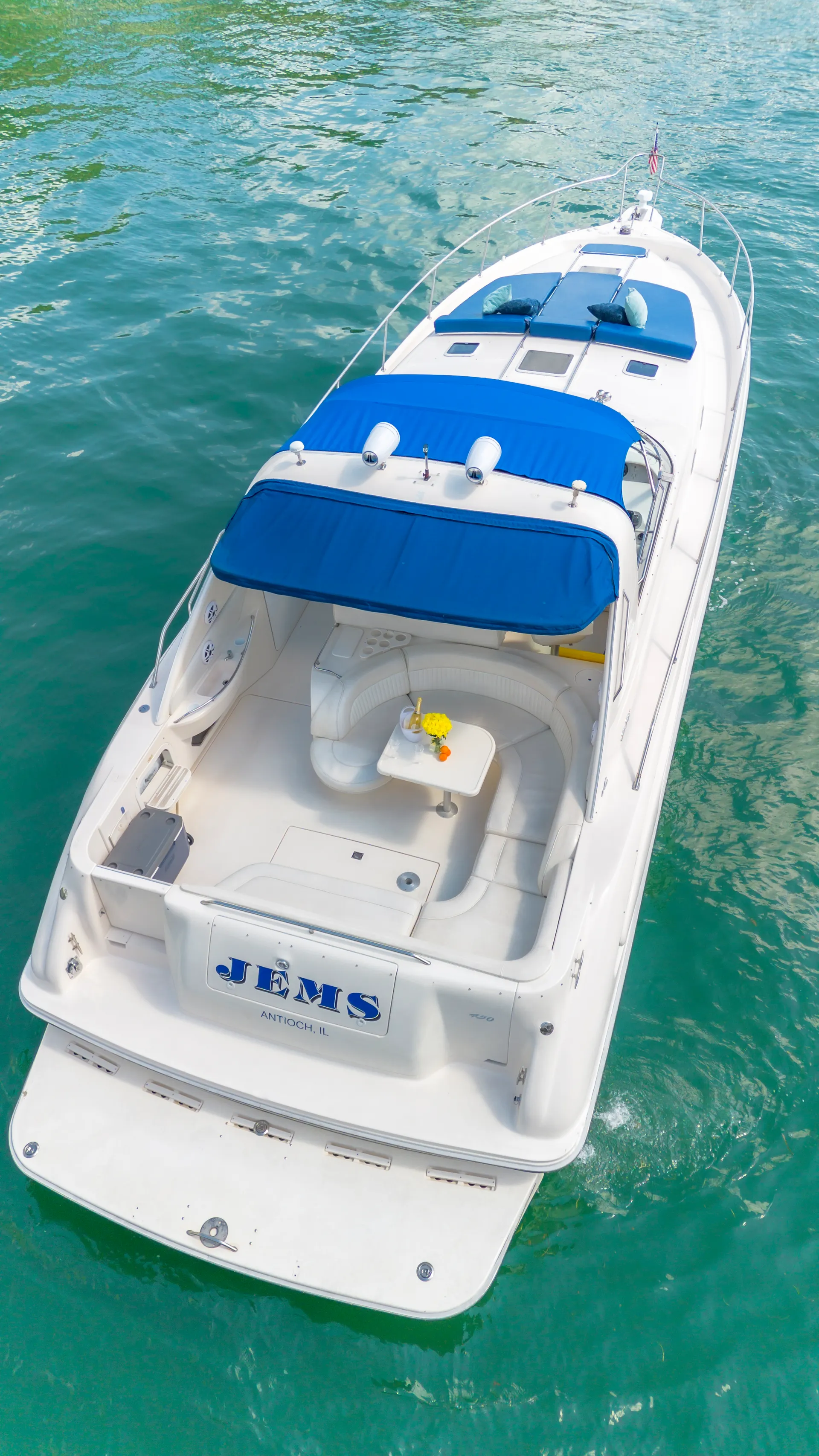 SEA RAY 45' PRIVATE YACHT! GET 1HR FREE Monday-Thursday!