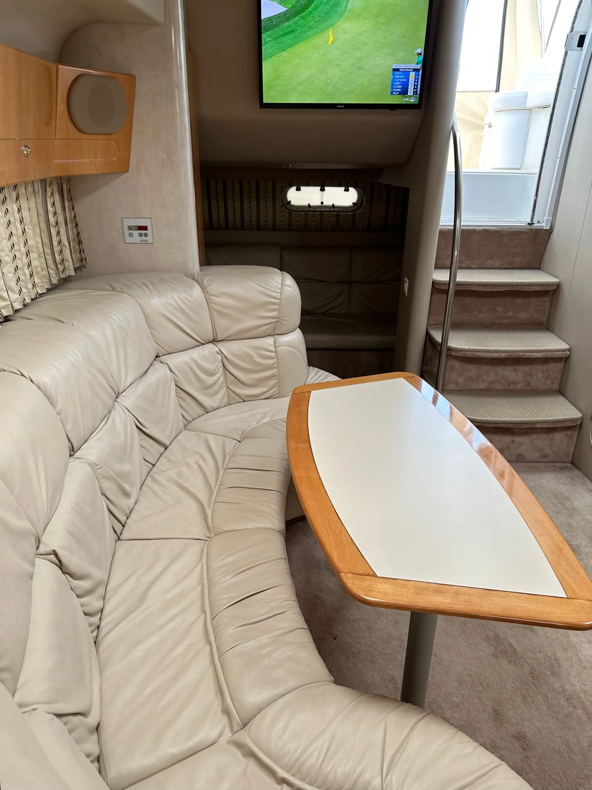 Formula by Thunderbird 37 Performance Cruiser in Edgewater, MD — photo 5