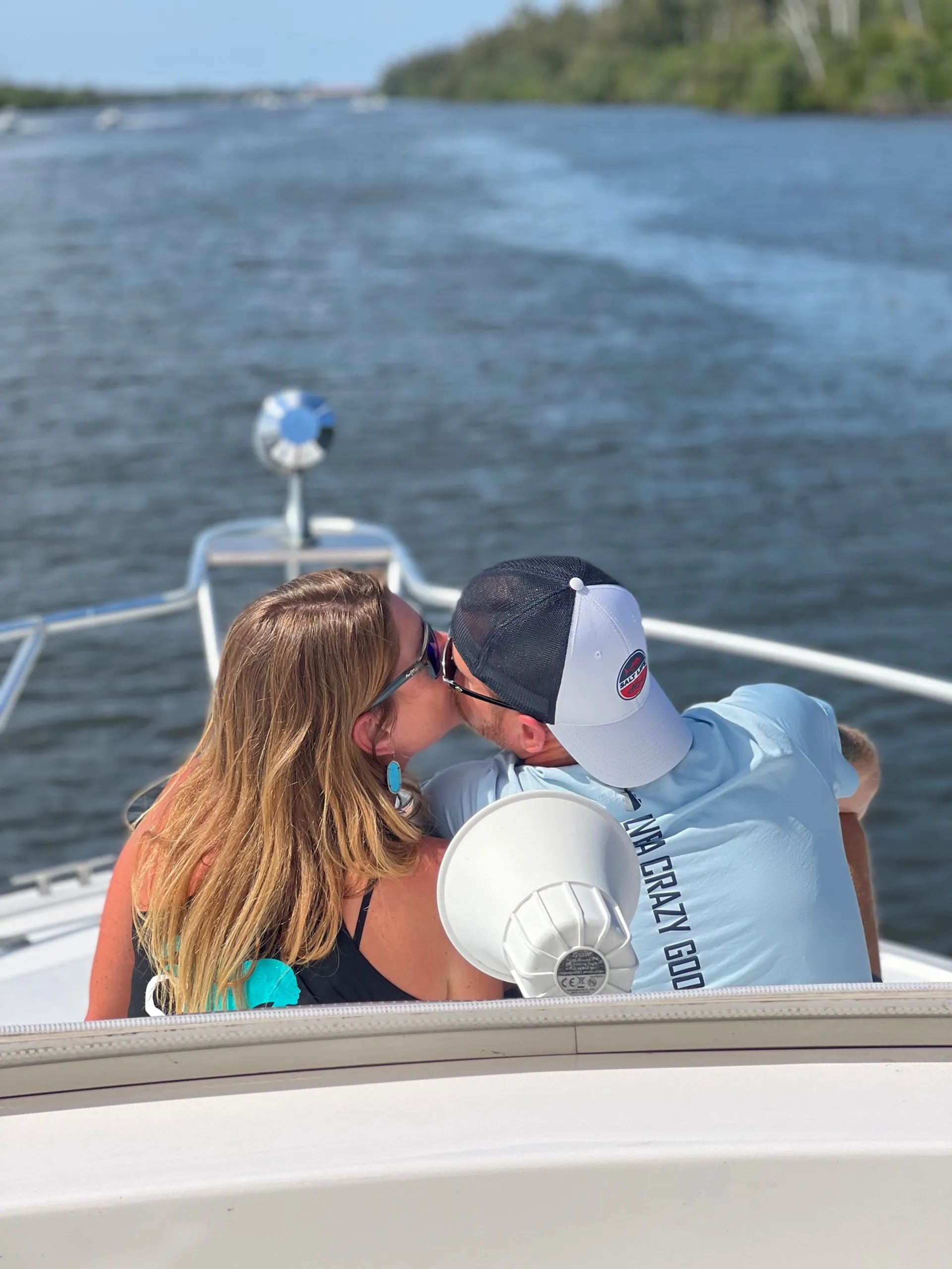 40 ft. Ocean Yachts “ANDIAMO” Your custom day on the water.