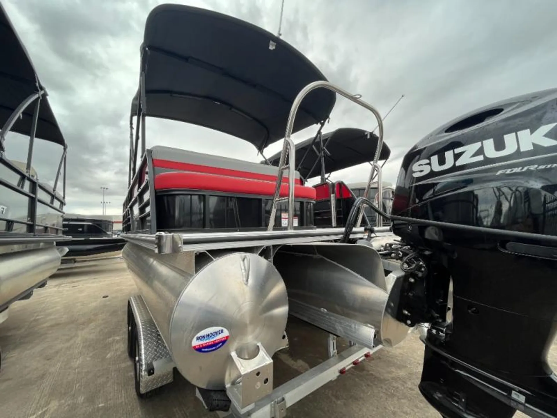 Well Equipped Pontoon for 10 People