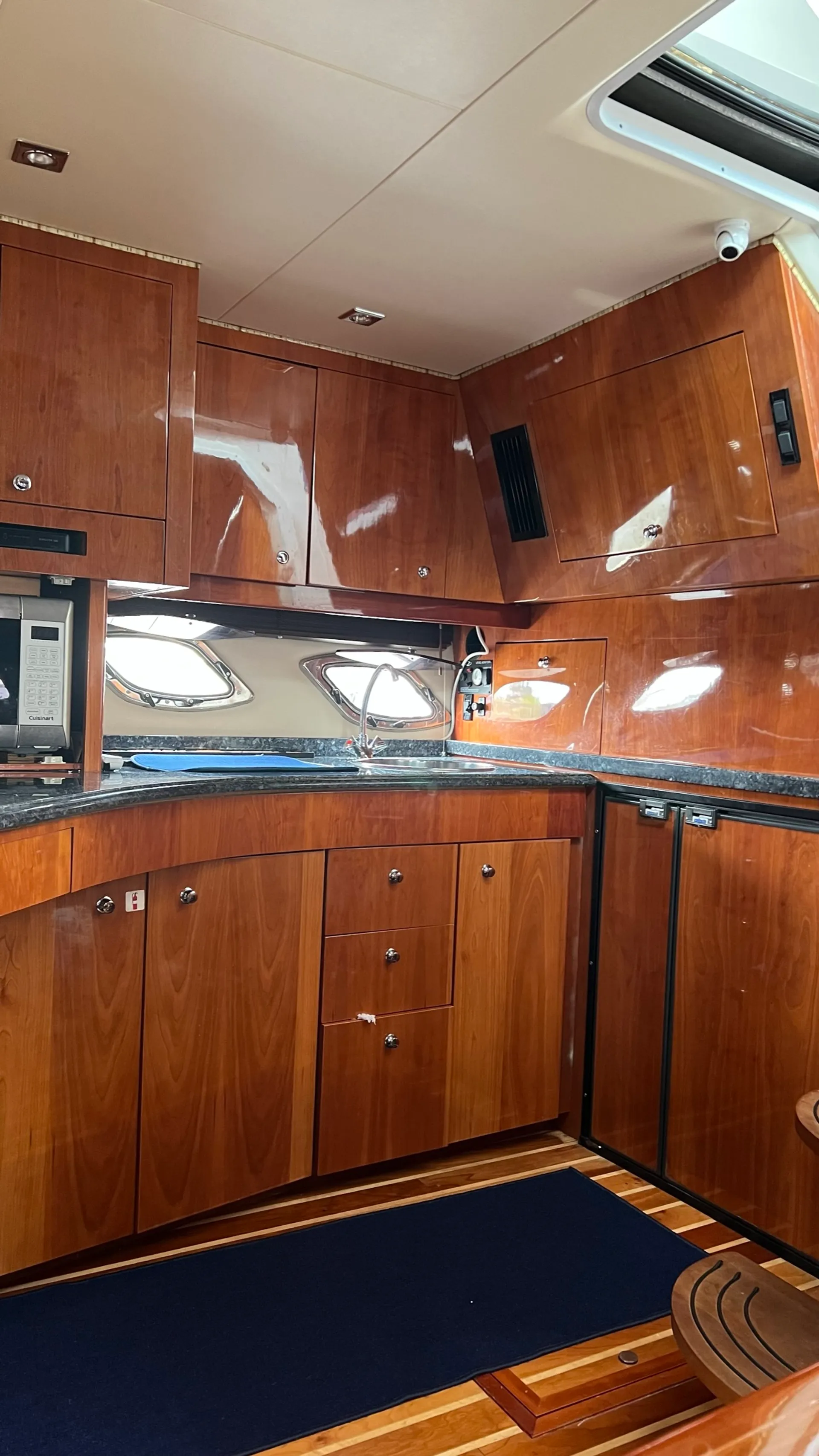 Luxury 46’ Yacht, located in beautiful Charleston,SC 